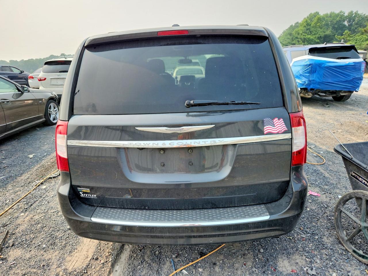 2011 Chrysler Town & Country Touring Charcoal vin: 2A4RR5DG2BR735079