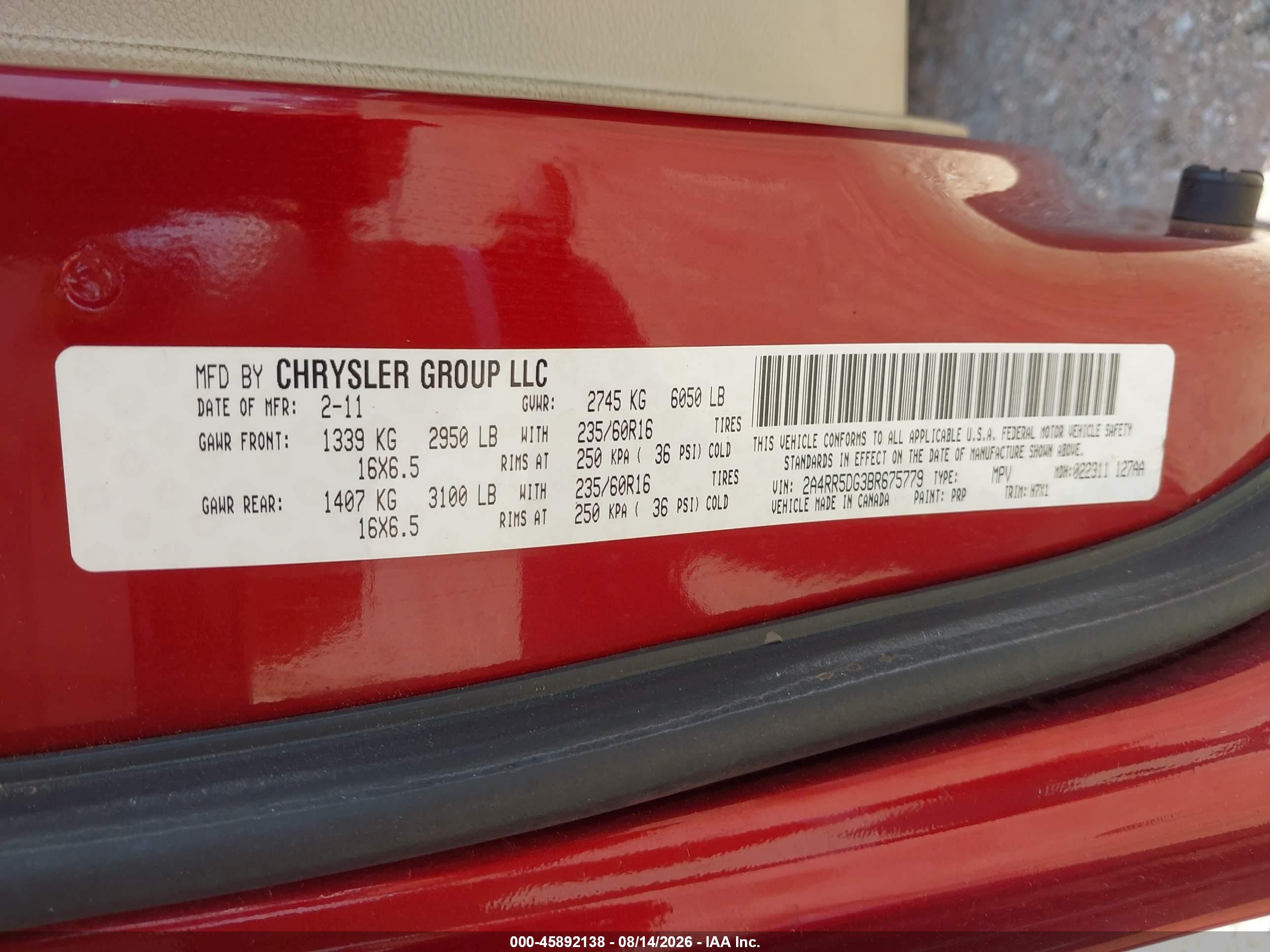 2011 Chrysler Town & Country Touring Red vin: 2A4RR5DG3BR675779