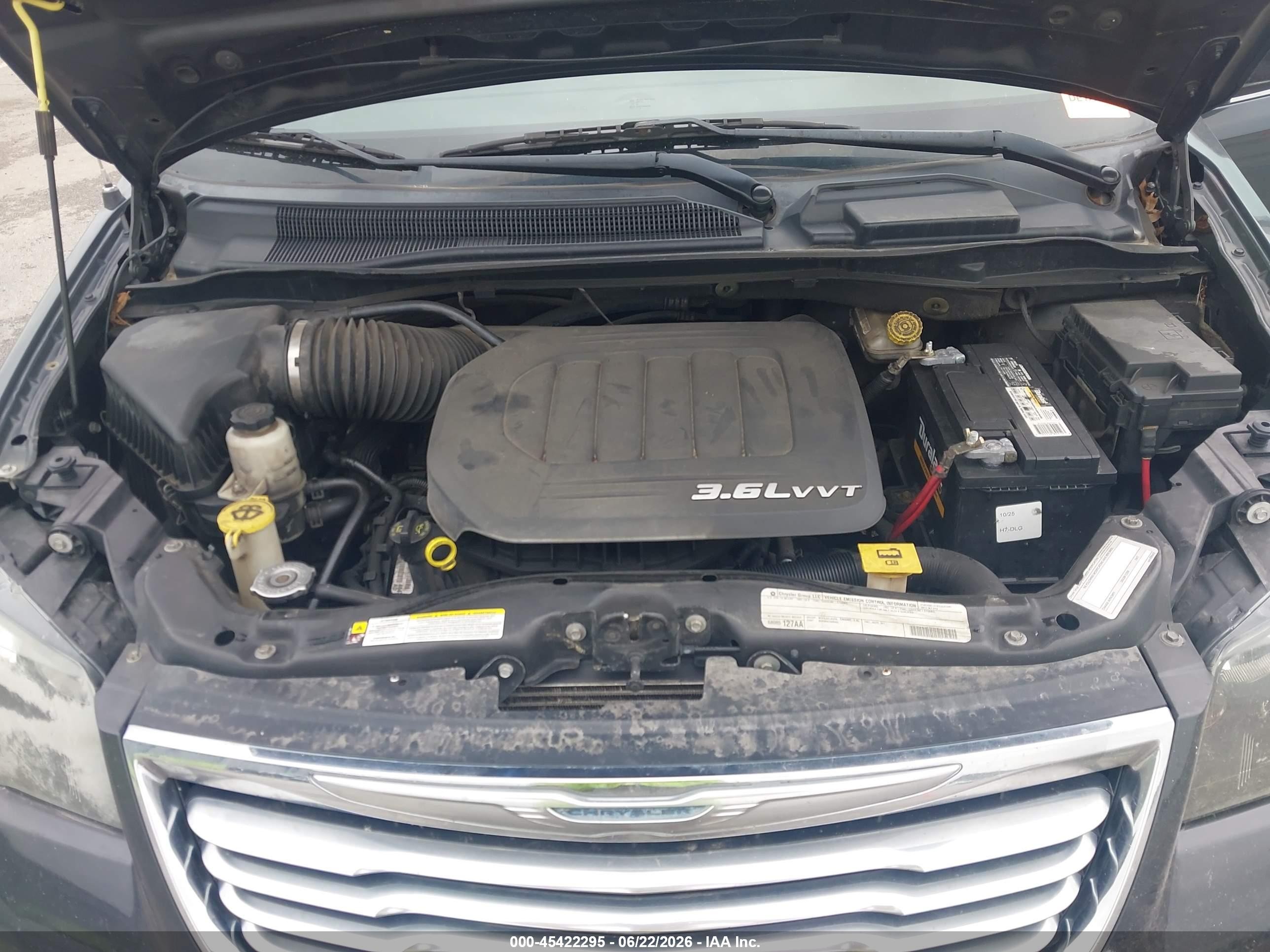 2011 Chrysler Town & Country Touring Gray vin: 2A4RR5DG3BR720171