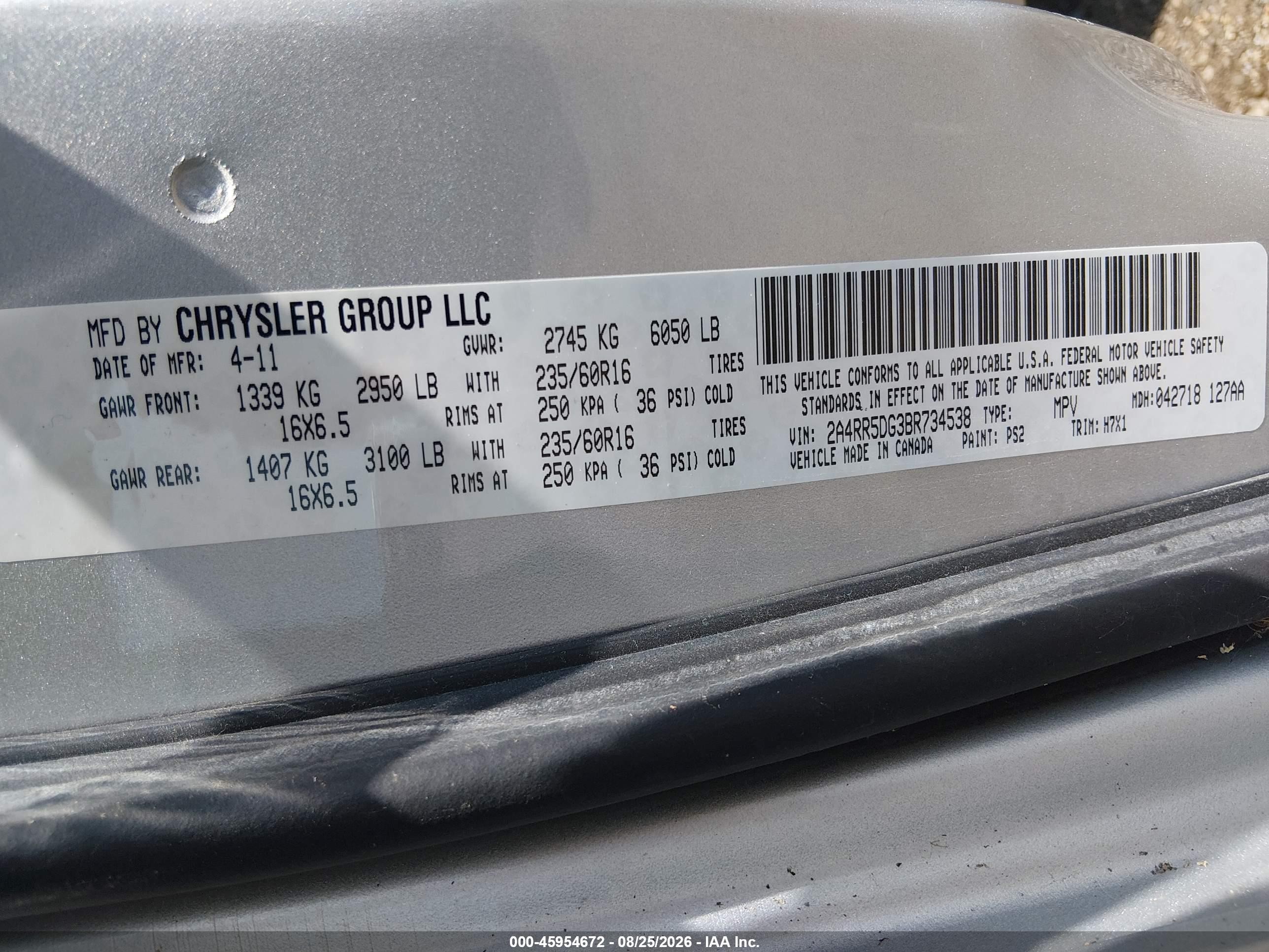 2011 Chrysler Town & Country Touring Silver vin: 2A4RR5DG3BR734538