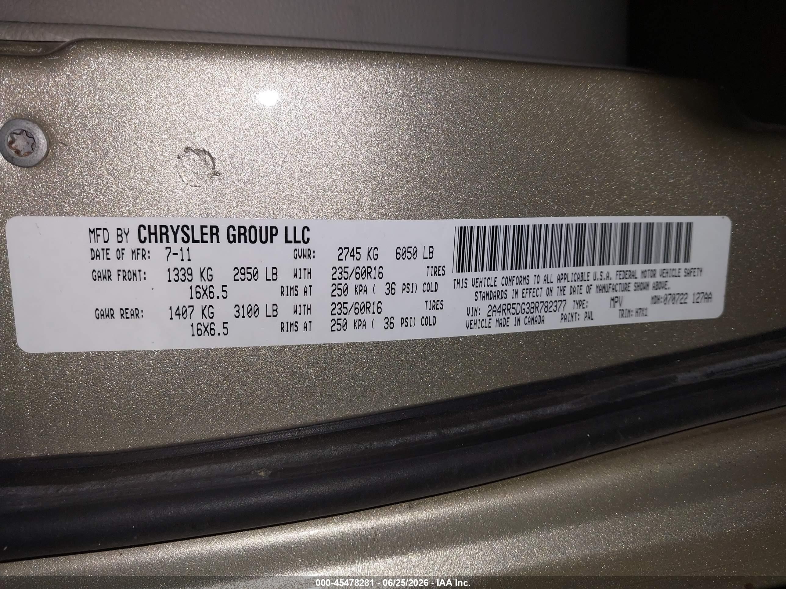 2011 Chrysler Town & Country Touring Gold vin: 2A4RR5DG3BR782377