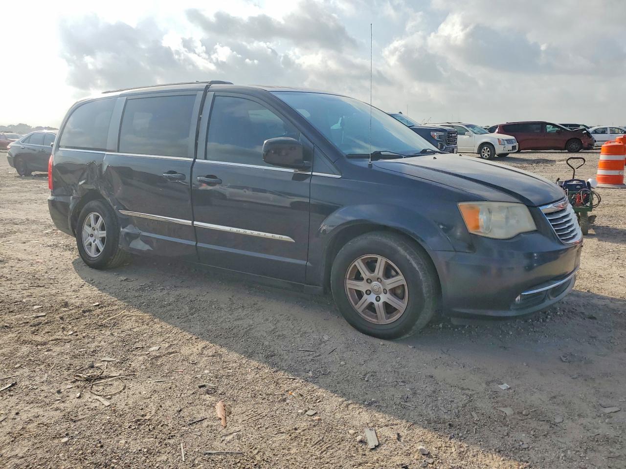 2011 Chrysler Town & Country Touring Черный vin: 2A4RR5DG4BR604798