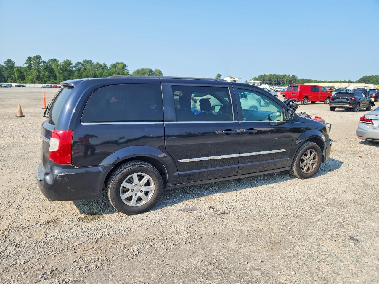 2011 Chrysler Town & Country Touring Blue vin: 2A4RR5DG4BR655802