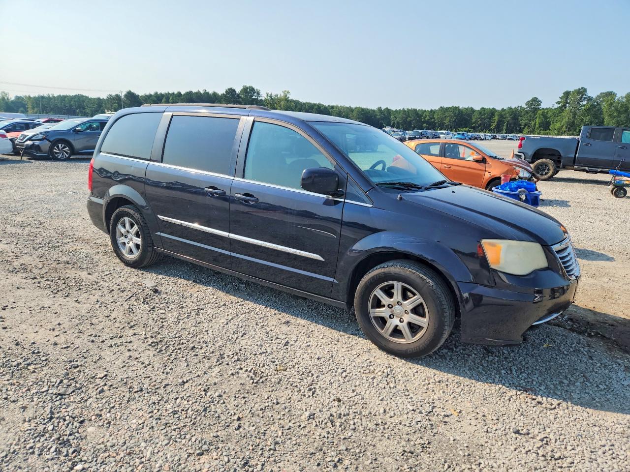 2011 Chrysler Town & Country Touring Blue vin: 2A4RR5DG4BR655802