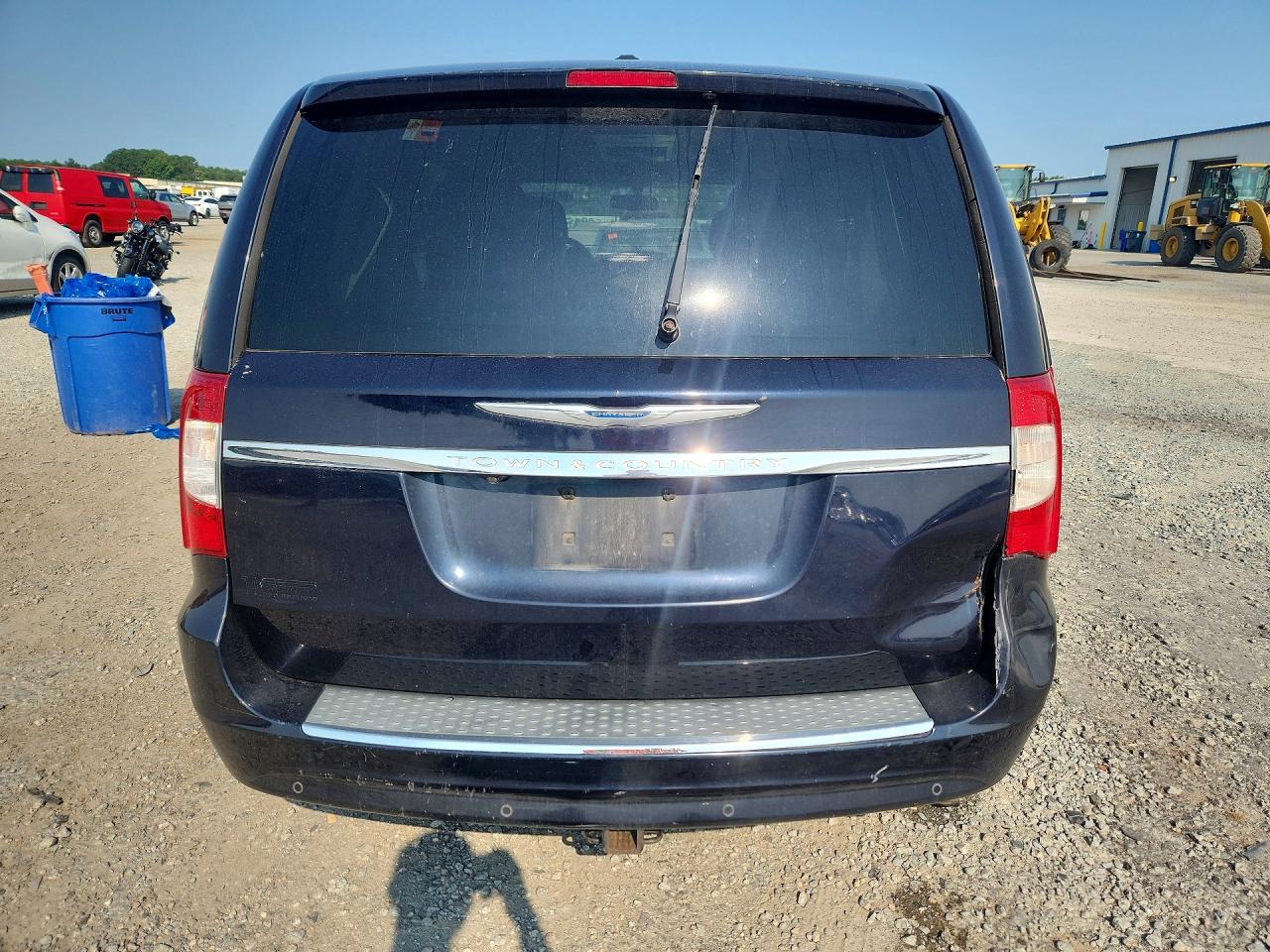 2011 Chrysler Town & Country Touring Blue vin: 2A4RR5DG4BR655802