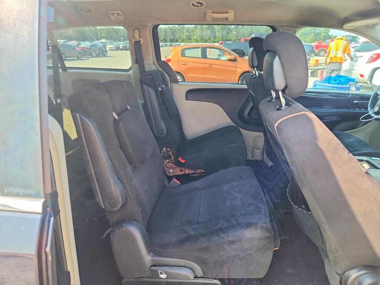 2011 Chrysler Town & Country Touring Blue vin: 2A4RR5DG4BR655802