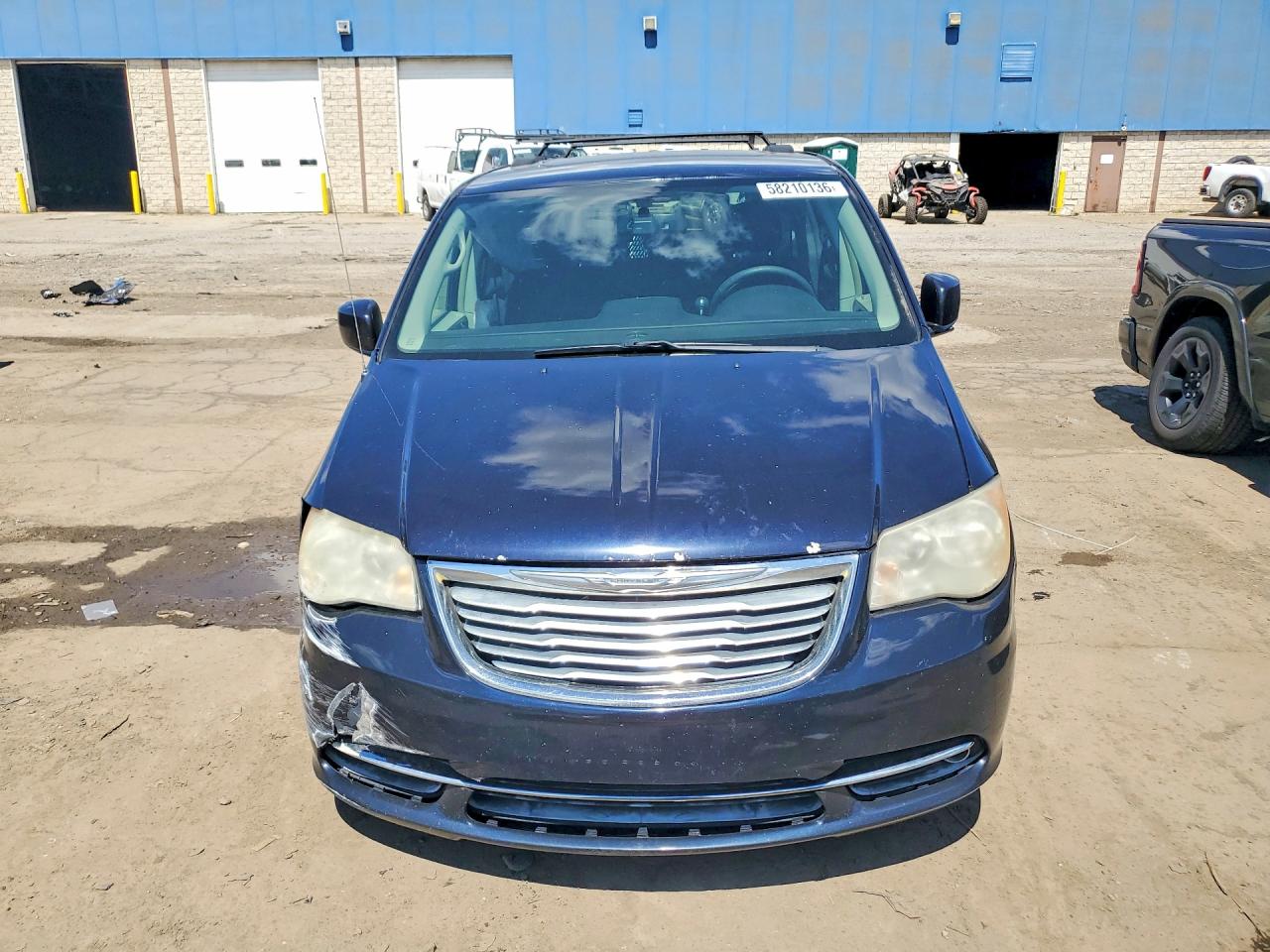2011 Chrysler Town & Country Touring Blue vin: 2A4RR5DG4BR716520