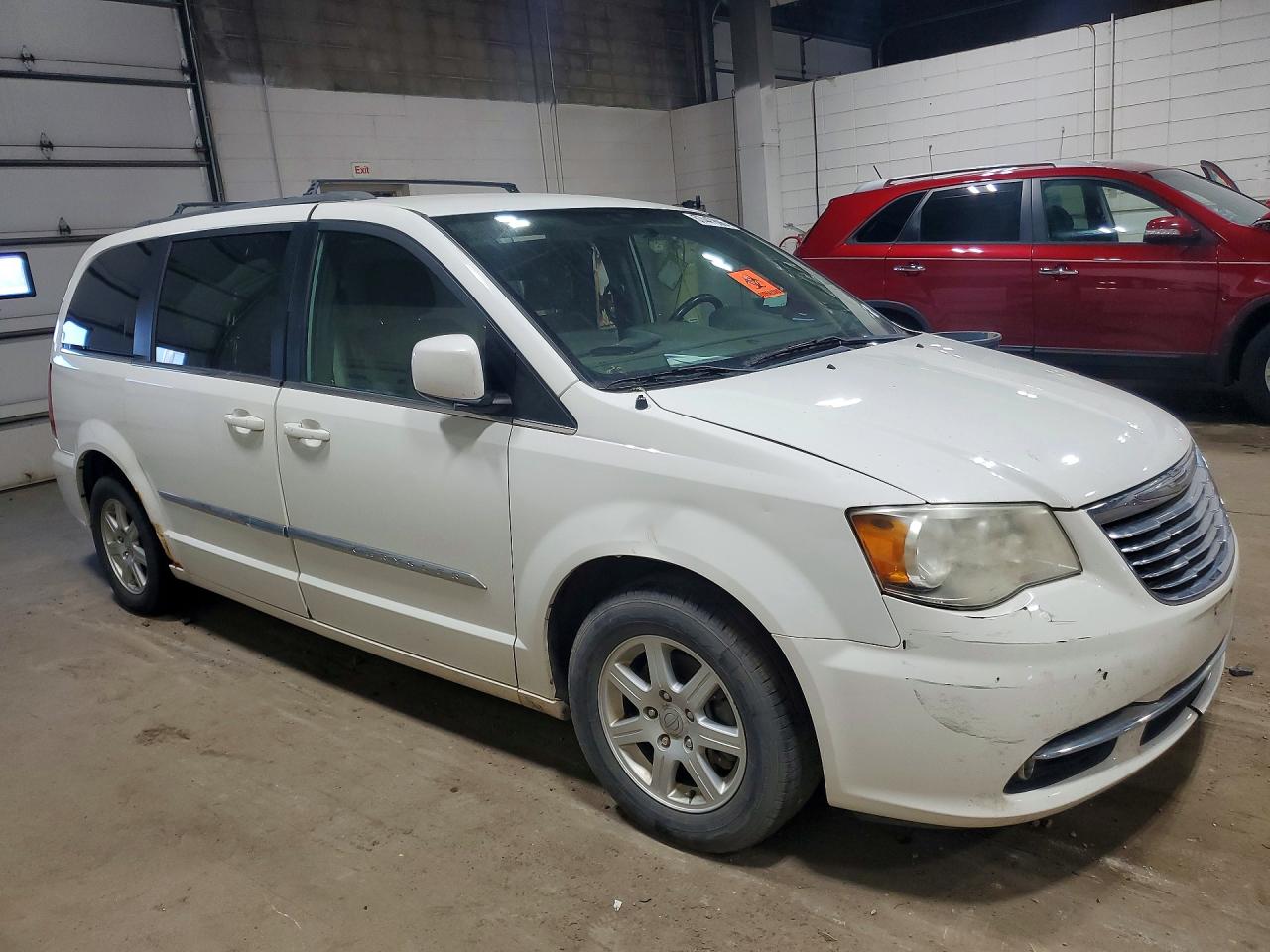 2011 Chrysler Town&count White vin: 2A4RR5DG4BR797339