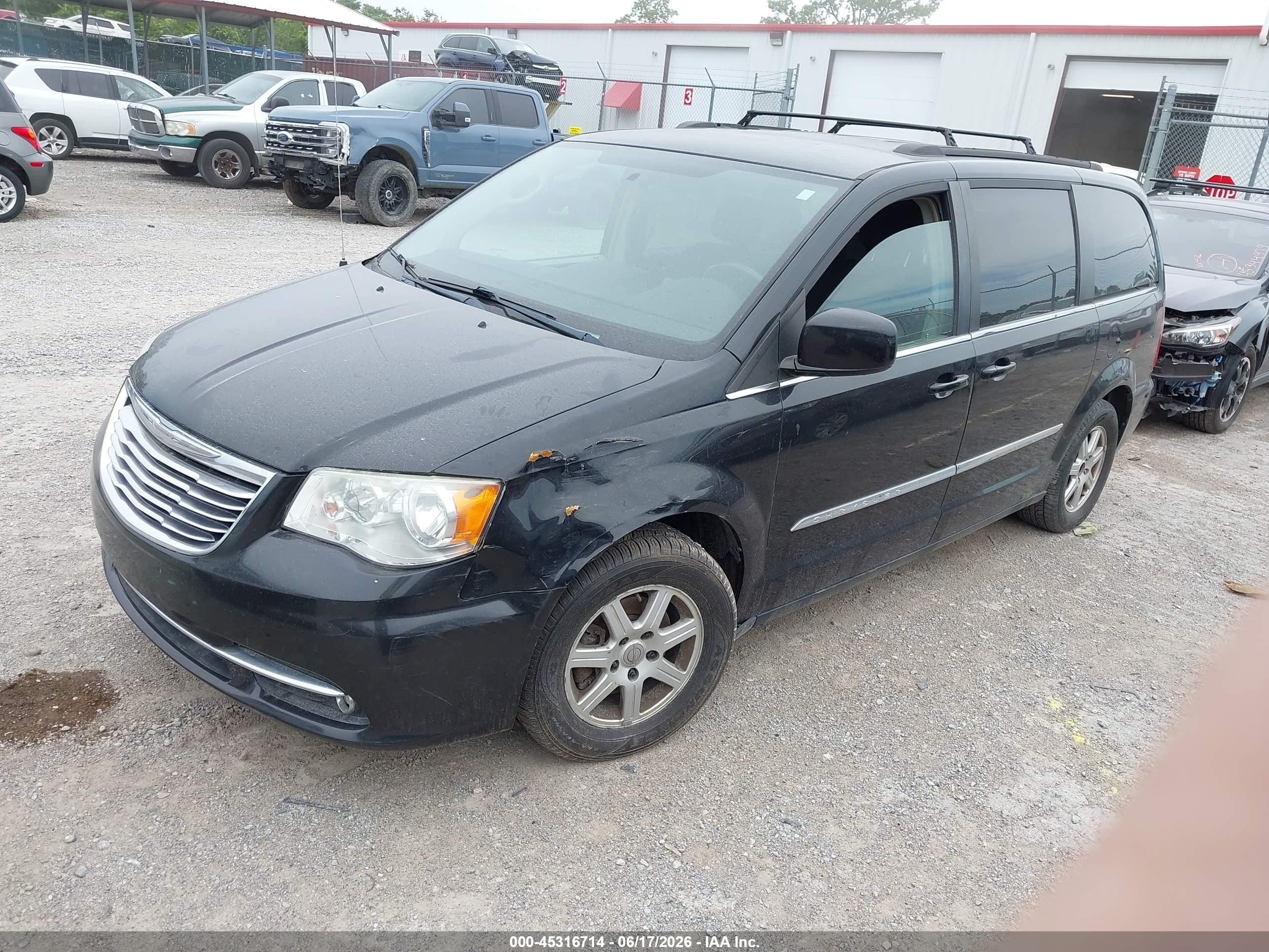 2011 Chrysler Town & Country Touring Black vin: 2A4RR5DG5BR638331