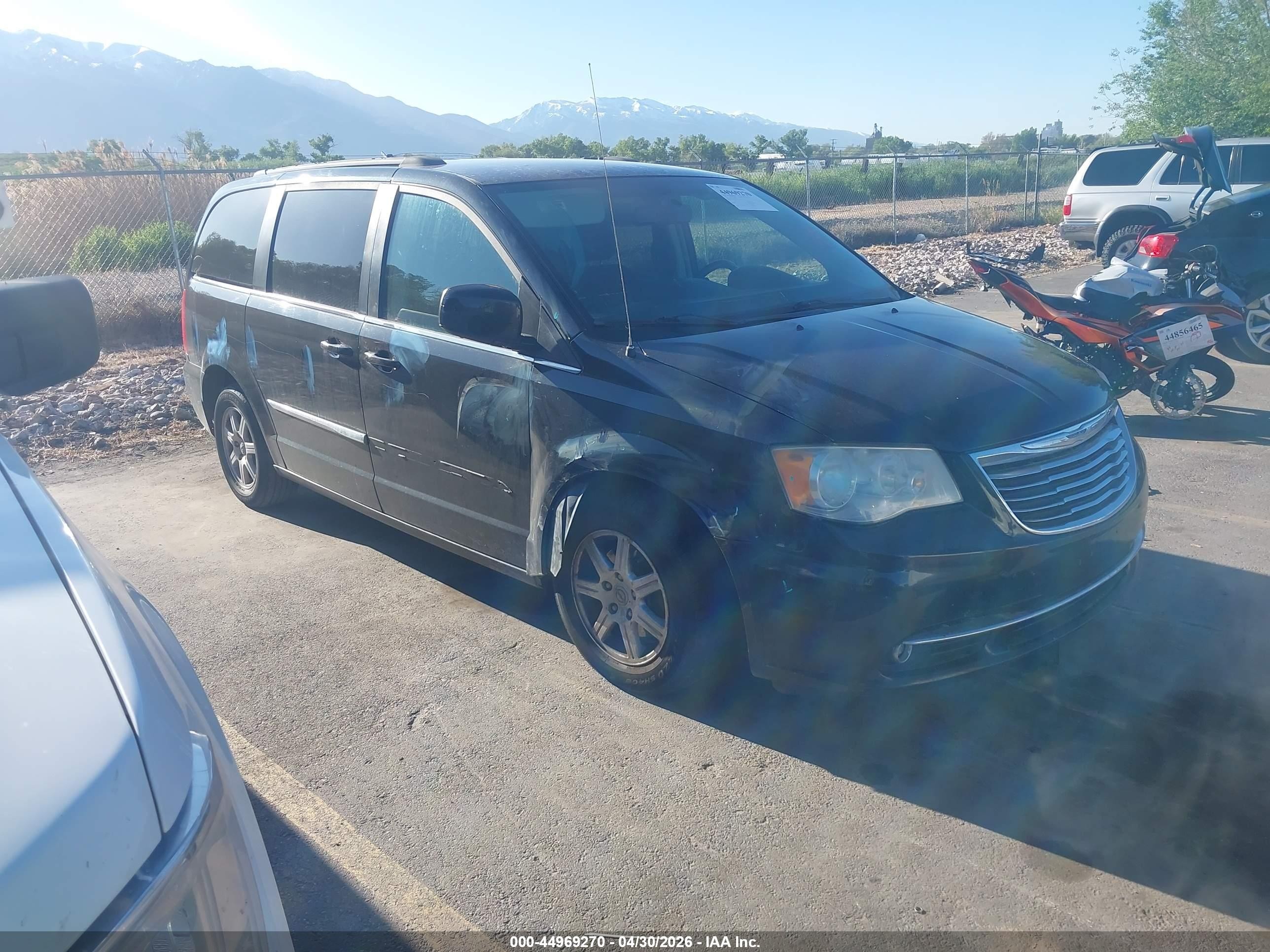 2011 Chrysler Town & Country Touring Black vin: 2A4RR5DG5BR723234
