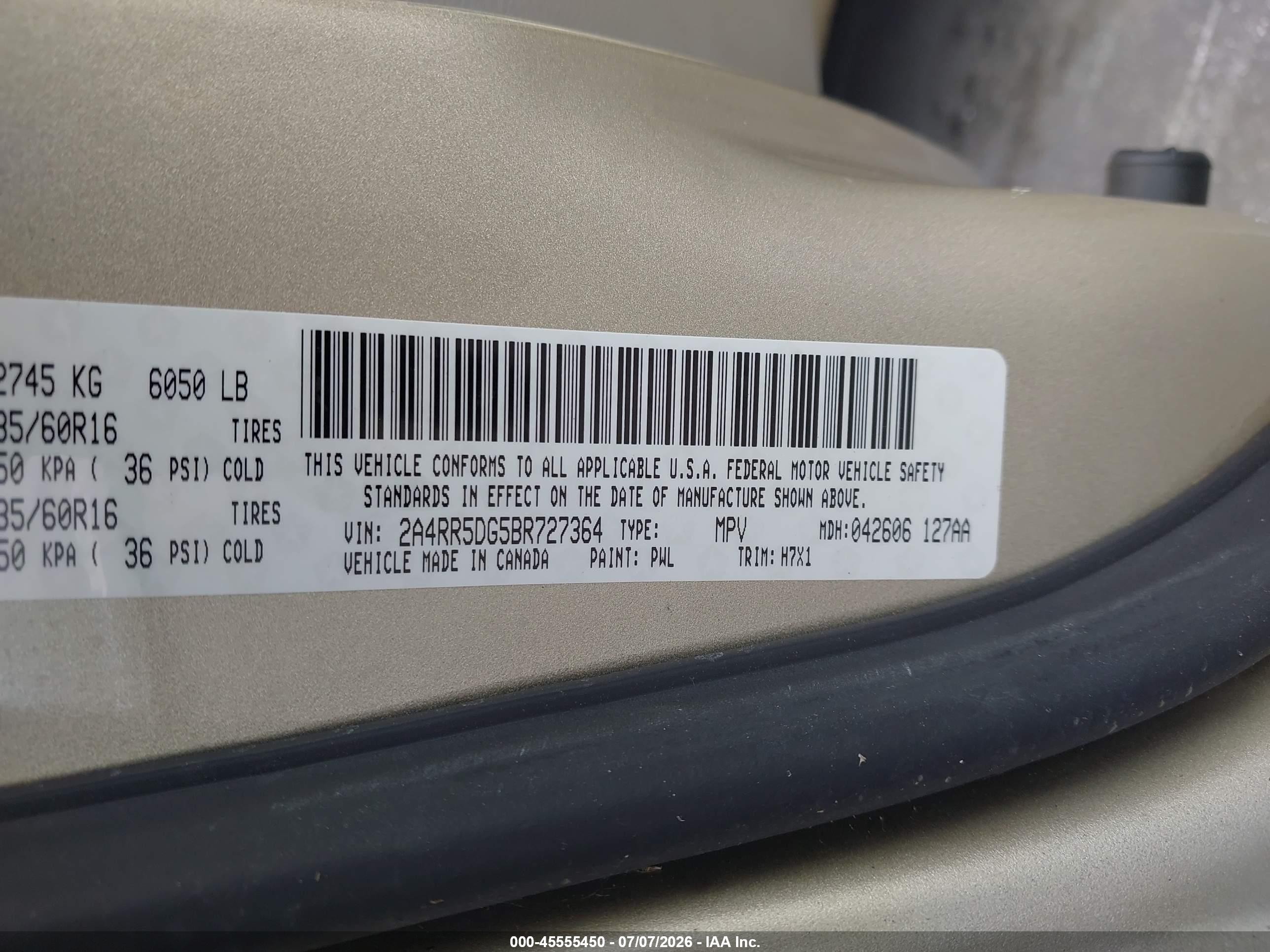2011 Chrysler Town & Country Touring Gold vin: 2A4RR5DG5BR727364