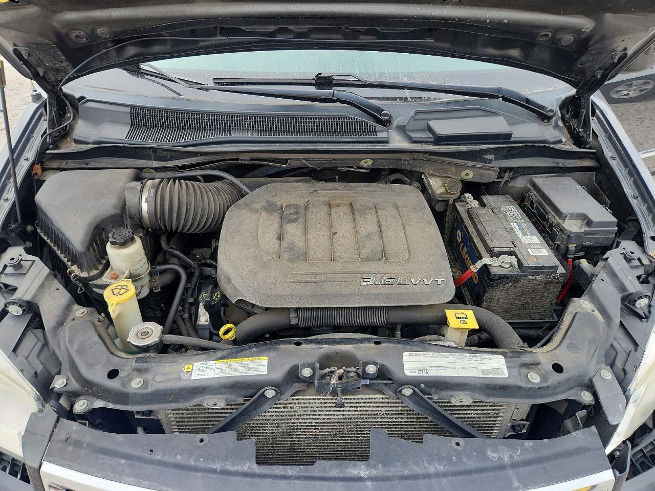 2011 Chrysler Town & Country Touring Gray vin: 2A4RR5DG6BR614068