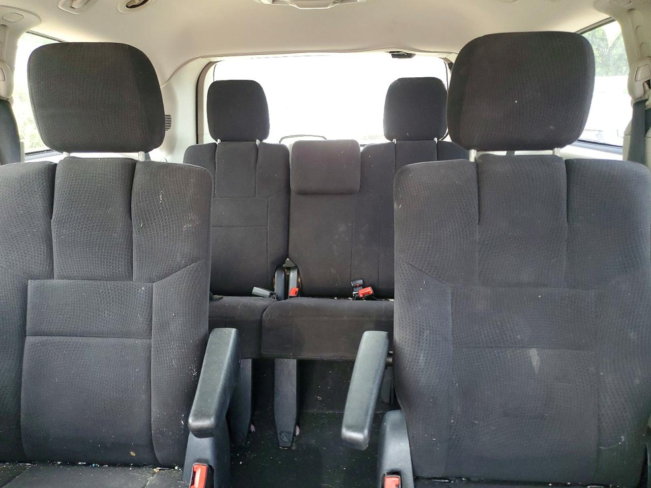 2011 Chrysler Town & Country Touring Красный vin: 2A4RR5DG6BR637009