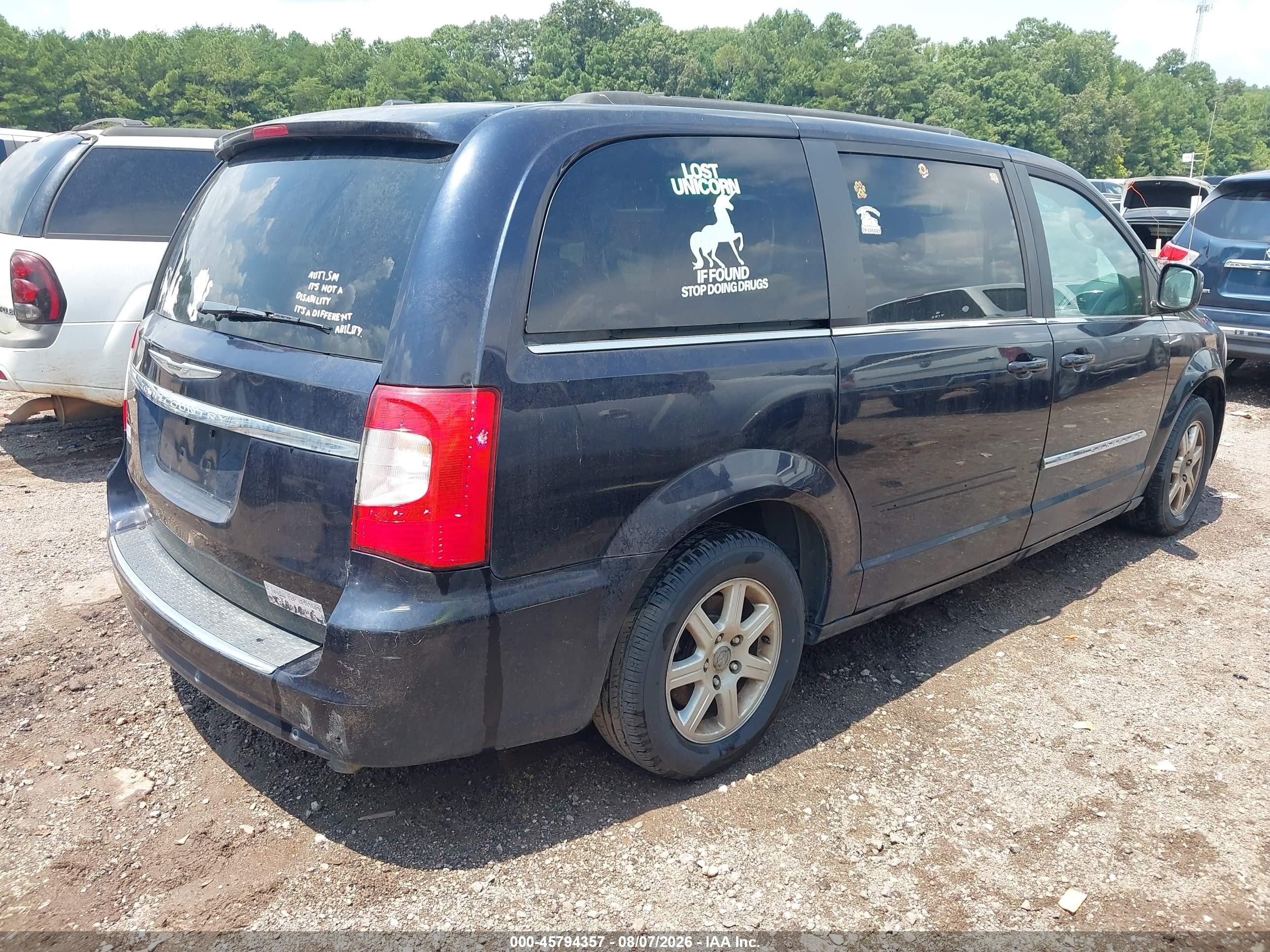 2011 Chrysler Town & Country Touring Navy vin: 2A4RR5DG6BR675520