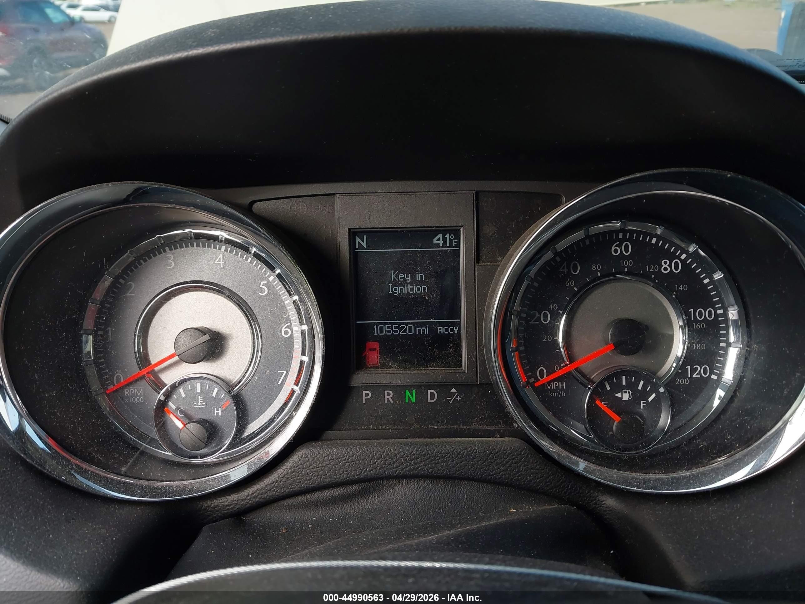 2011 Chrysler Town & Country Touring Золотой vin: 2A4RR5DG6BR723226