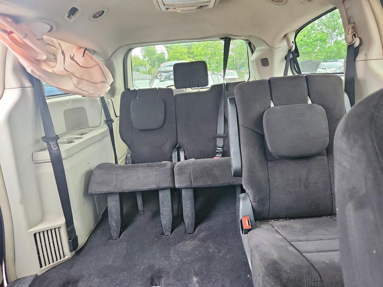2011 Chrysler Town & Country Touring Gray vin: 2A4RR5DG7BR735451