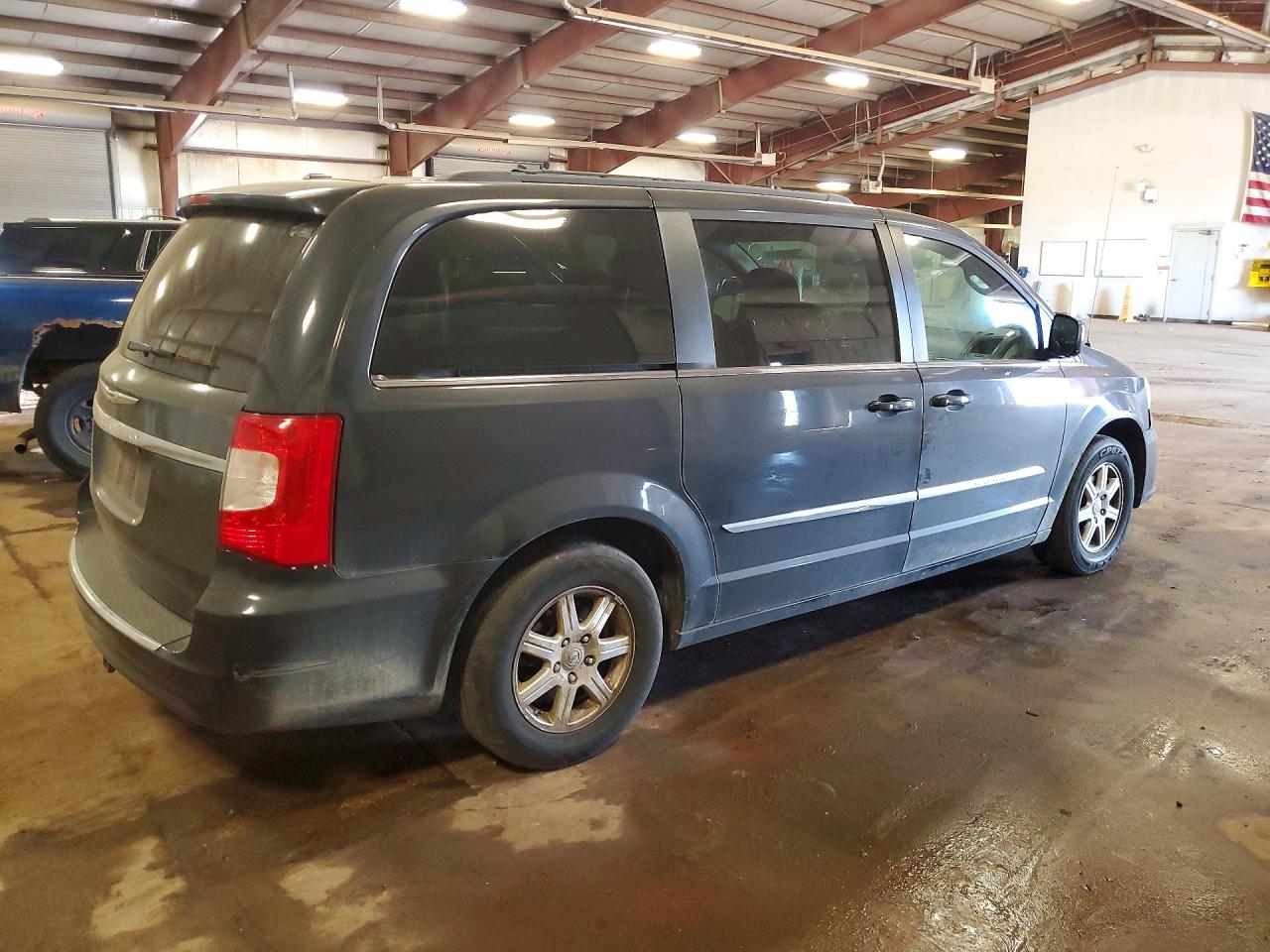 2011 Chrysler Town & Country Touring Black vin: 2A4RR5DG7BR768367