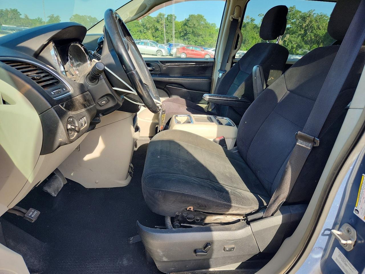 2011 Chrysler Town & Country Touring Blue vin: 2A4RR5DG9BR782397