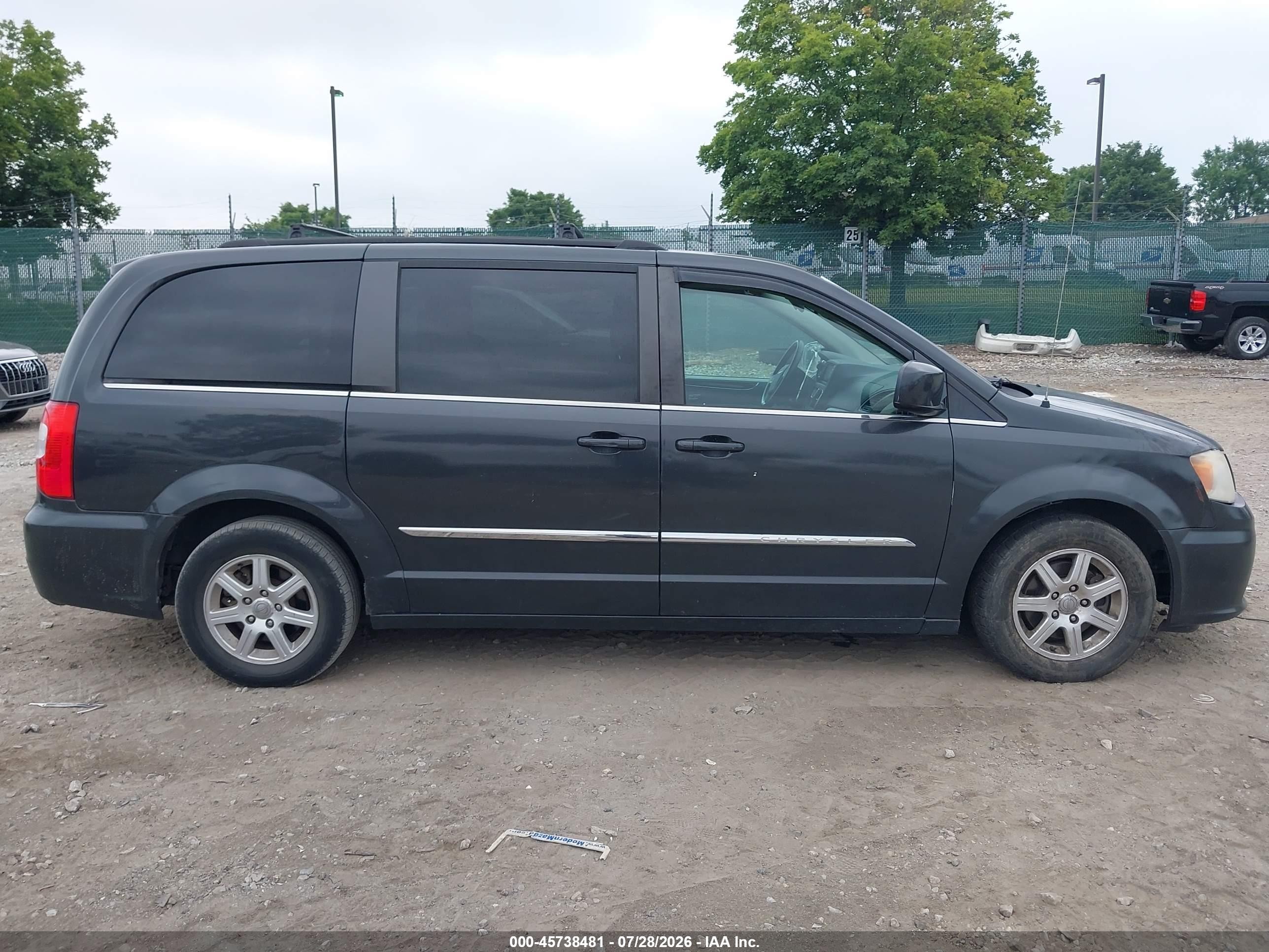 2011 Chrysler Town & Country Touring Black vin: 2A4RR5DG9BR783193