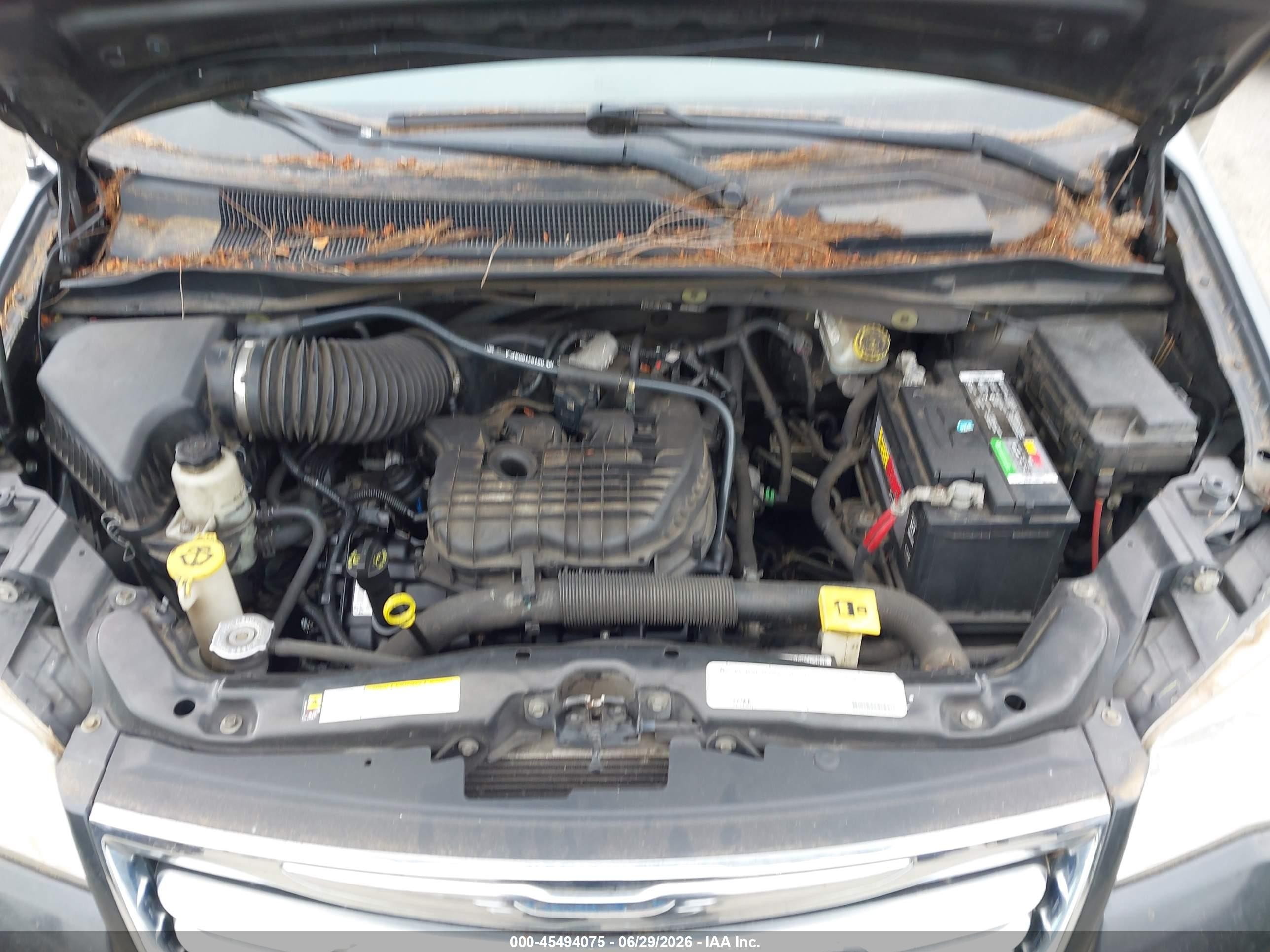 2011 Chrysler Town & Country Touring Gray vin: 2A4RR5DGXBR739624