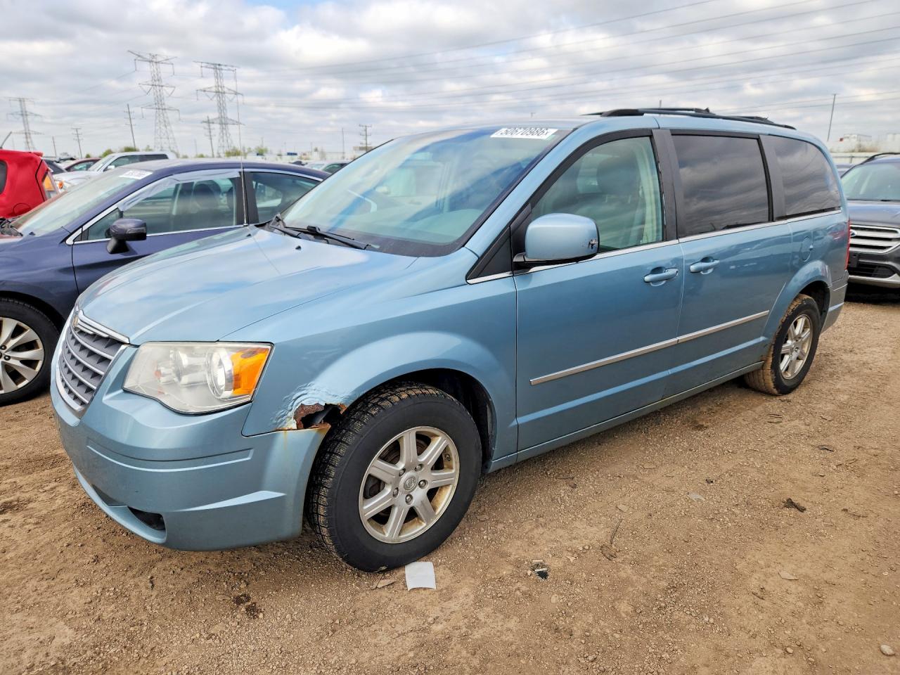 2010 Chrysler Town & Country Touring Turquoise vin: 2A4RR5DX6AR253939