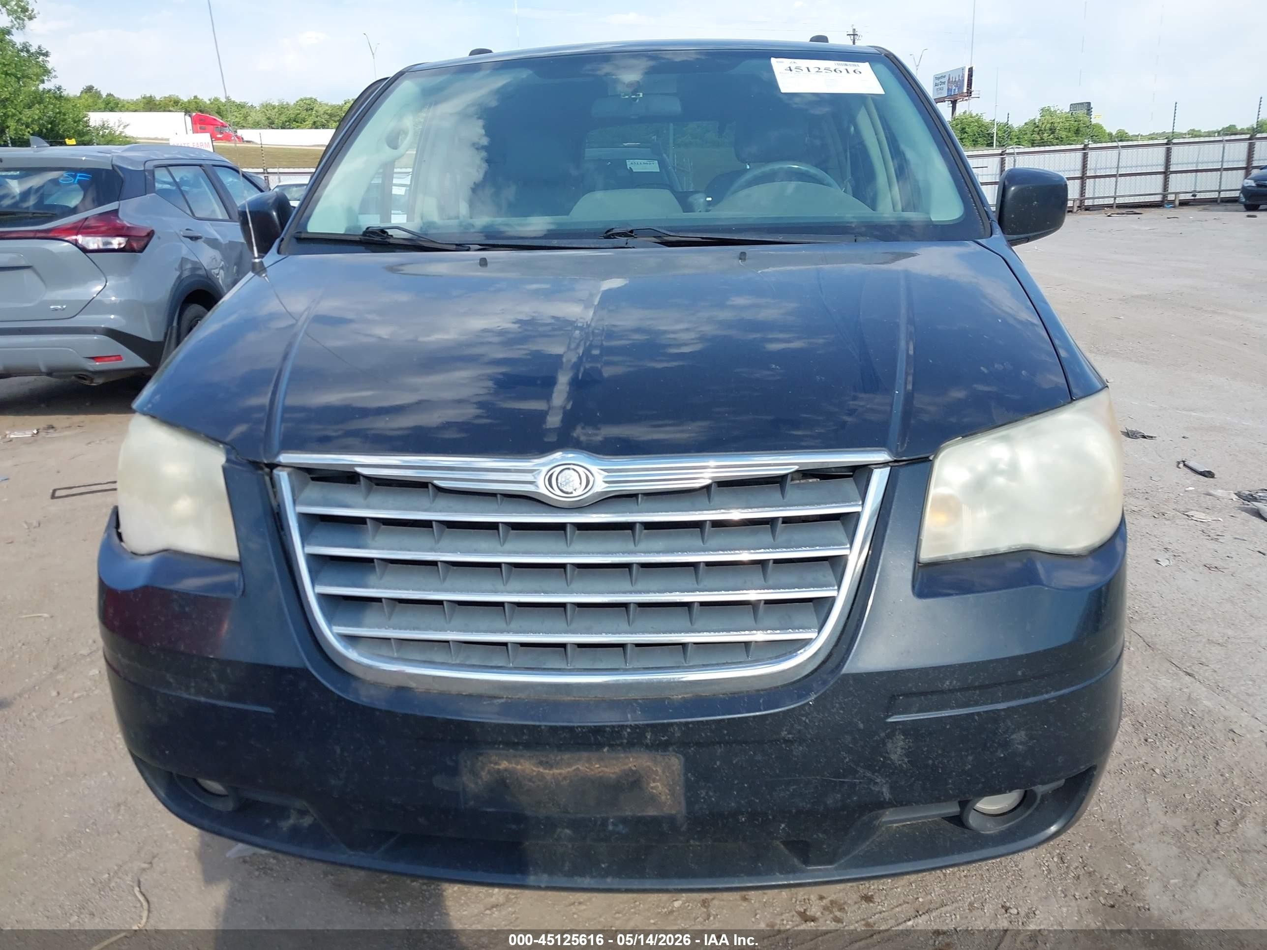 2010 Chrysler Town & Country Touring Black vin: 2A4RR5DX6AR345309