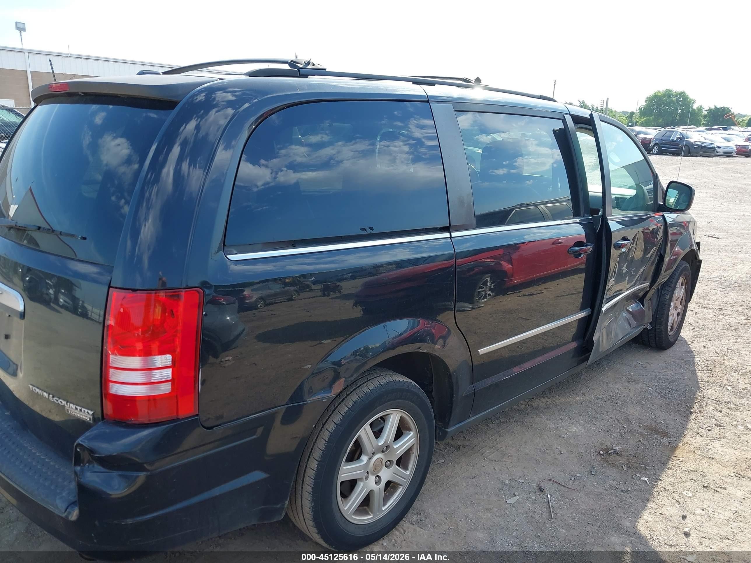 2010 Chrysler Town & Country Touring Black vin: 2A4RR5DX6AR345309