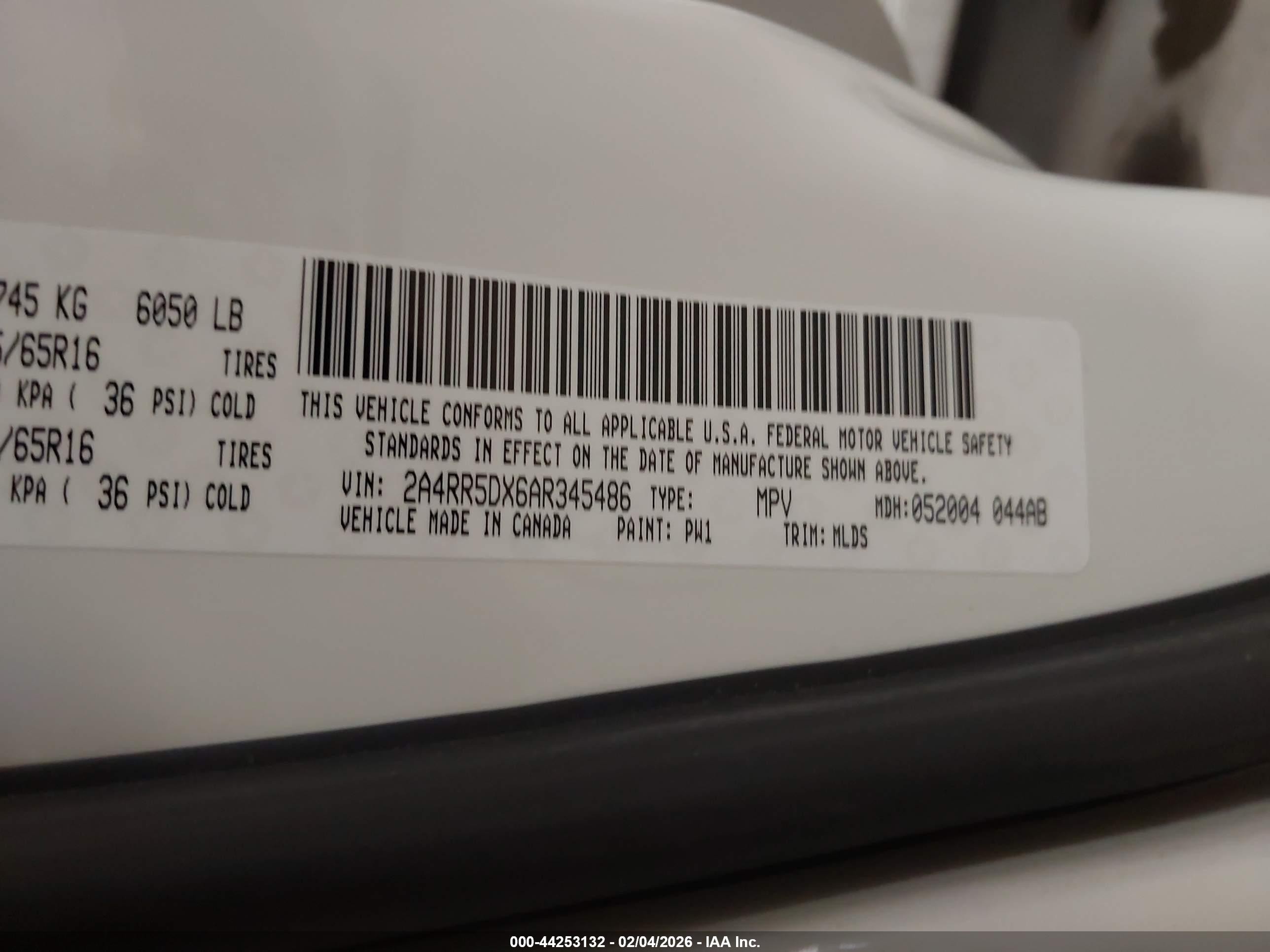 2010 Chrysler Town & Country Touring White vin: 2A4RR5DX6AR345486