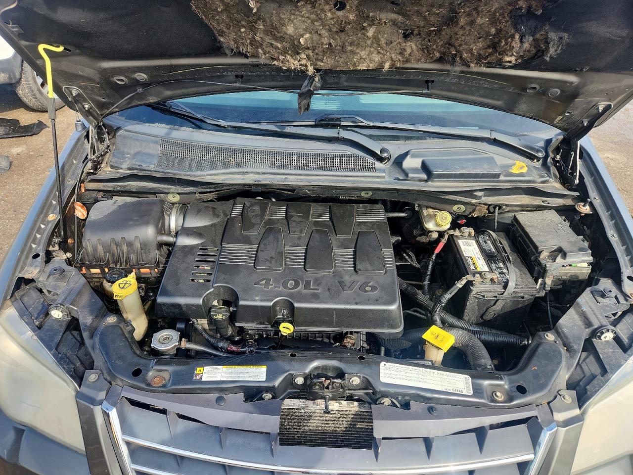 2010 Chrysler Town & Country Touring Gray vin: 2A4RR5DX7AR240438