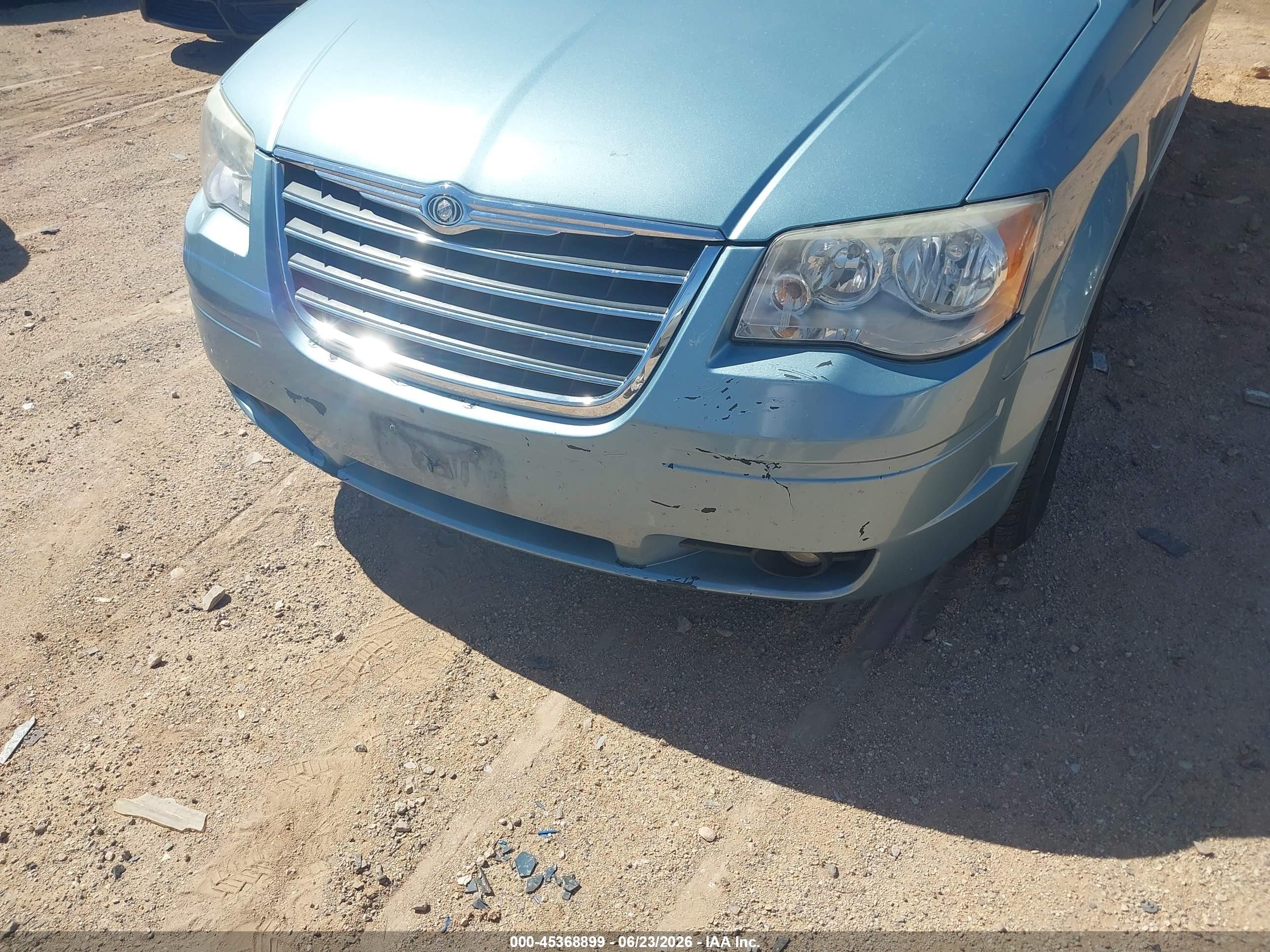 2010 Chrysler Town & Country Touring Light Blue vin: 2A4RR5DX7AR387942