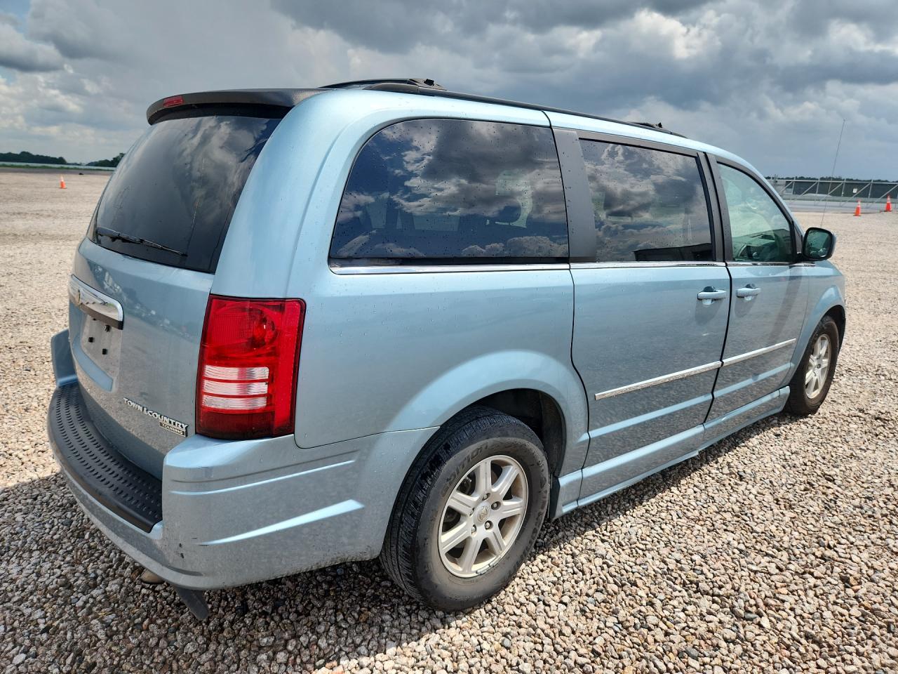 2010 Chrysler Town & Country Touring Blue vin: 2A4RR5DX7AR501146