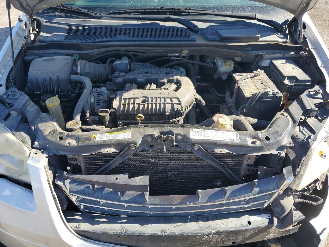 2010 Chrysler Town & Country Touring Silver vin: 2A4RR5DX8AR345540