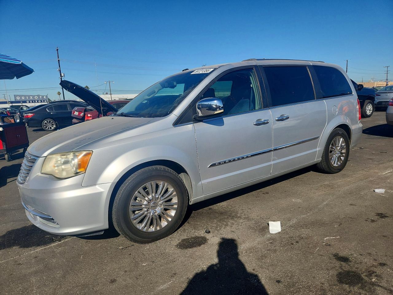 2011 Chrysler Town & Country Limited Silver vin: 2A4RR6DG7BR797907