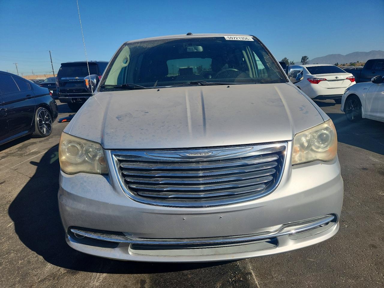 2011 Chrysler Town & Country Limited Silver vin: 2A4RR6DG7BR797907
