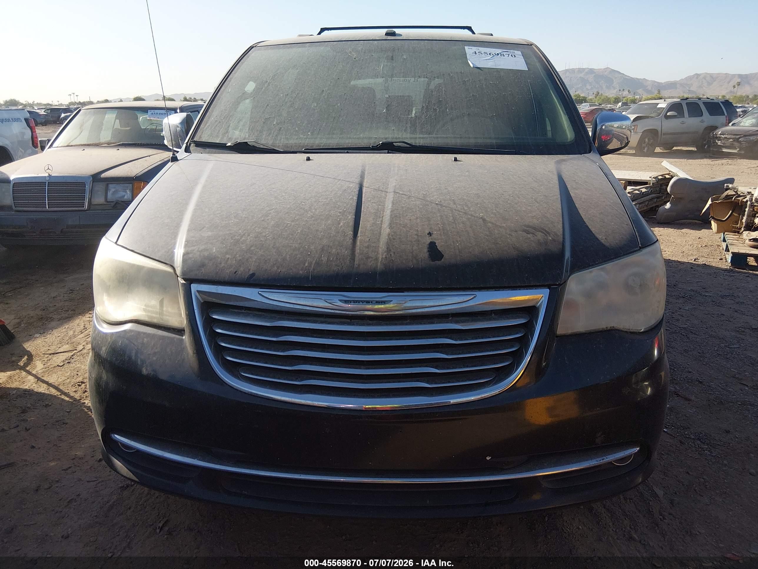 2011 Chrysler Town & Country Limited Black vin: 2A4RR6DG8BR610500