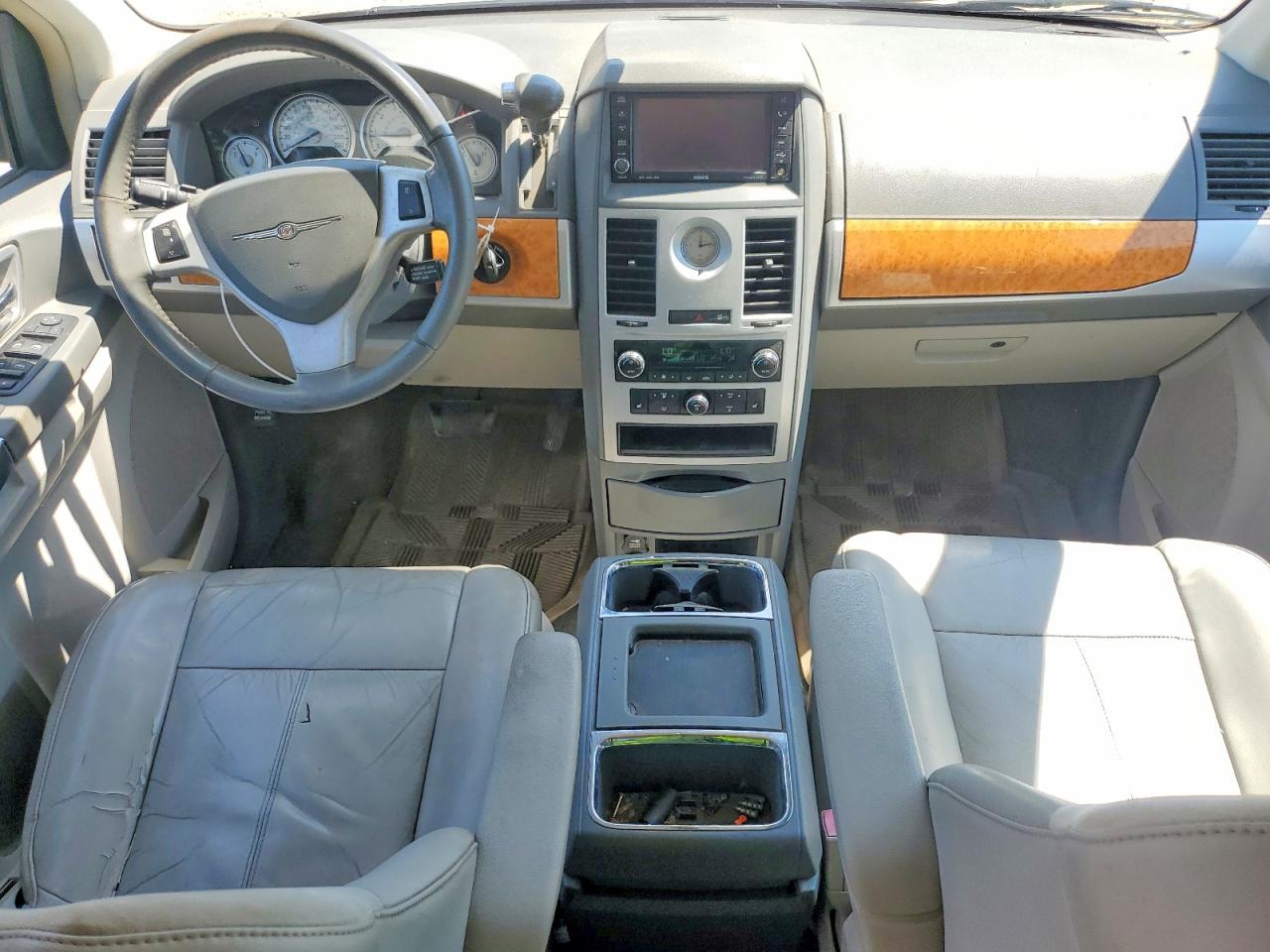 2010 Chrysler Town & Country Limited Желто-коричневый vin: 2A4RR6DX0AR207318