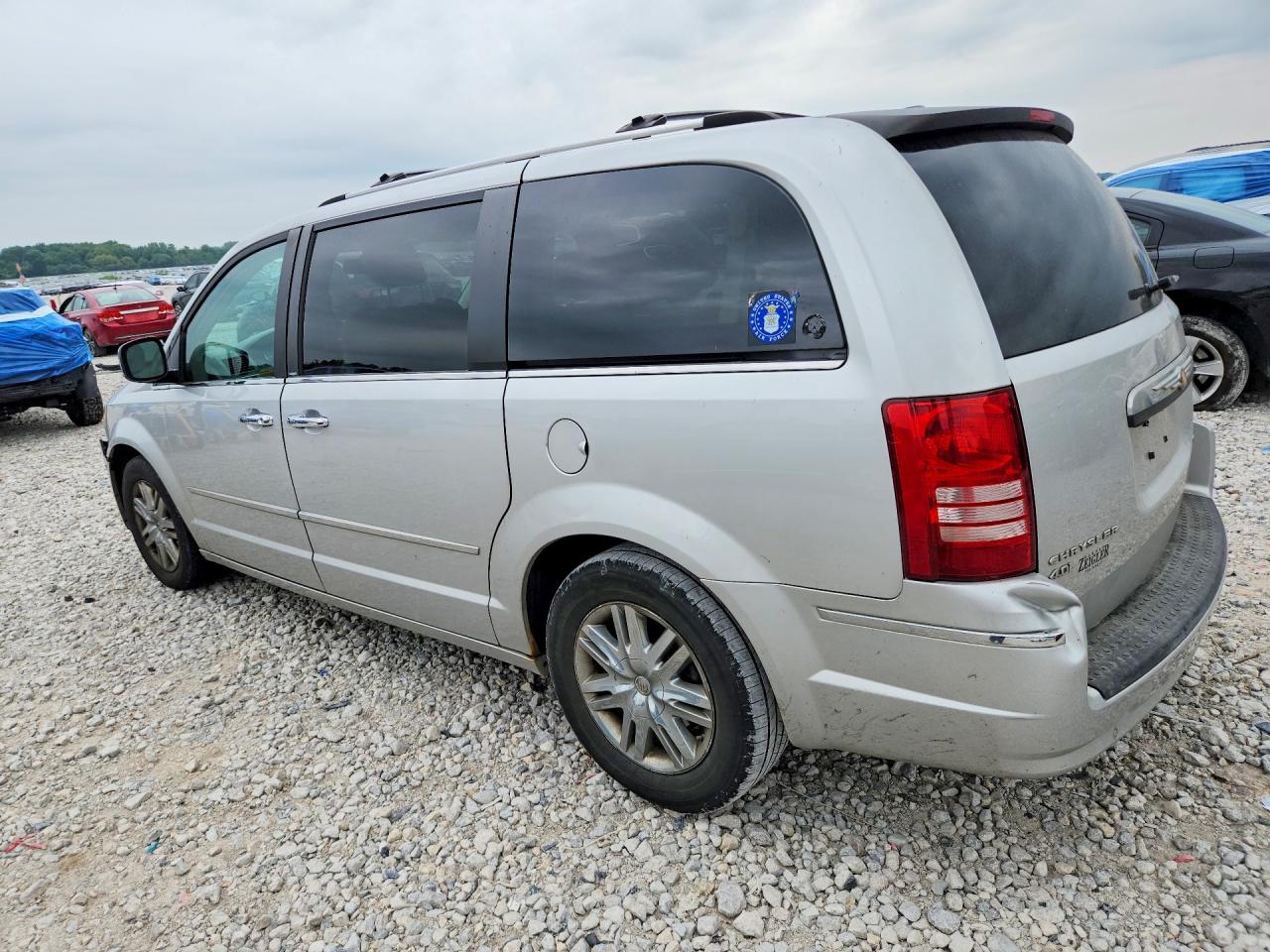 2010 Chrysler Town & Country Limited Silver vin: 2A4RR6DX4AR184741