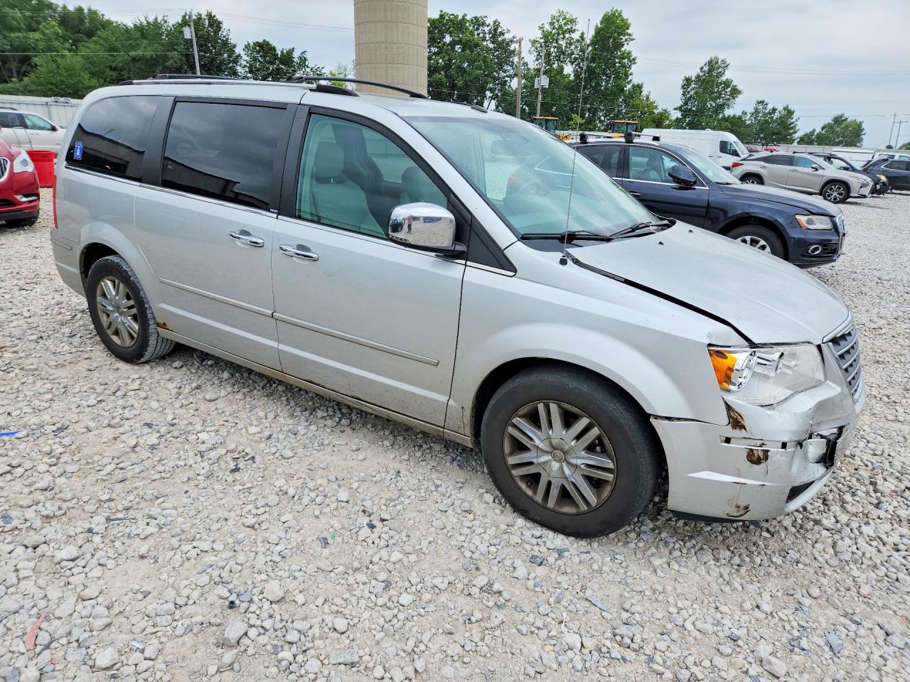 2010 Chrysler Town & Country Limited Silver vin: 2A4RR6DX4AR184741