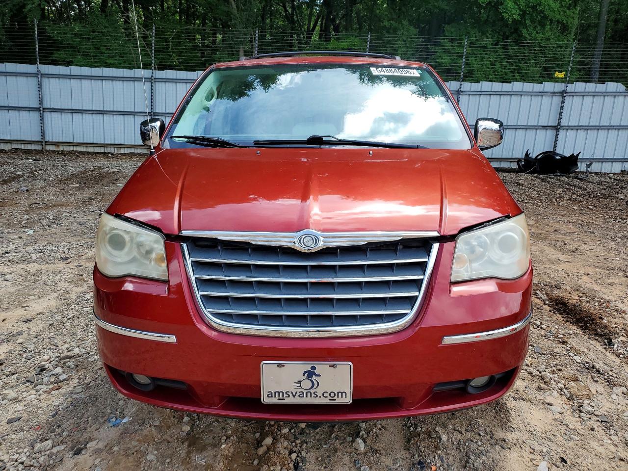 2010 Chrysler Town & Country Limited Red vin: 2A4RR6DX7AR198858