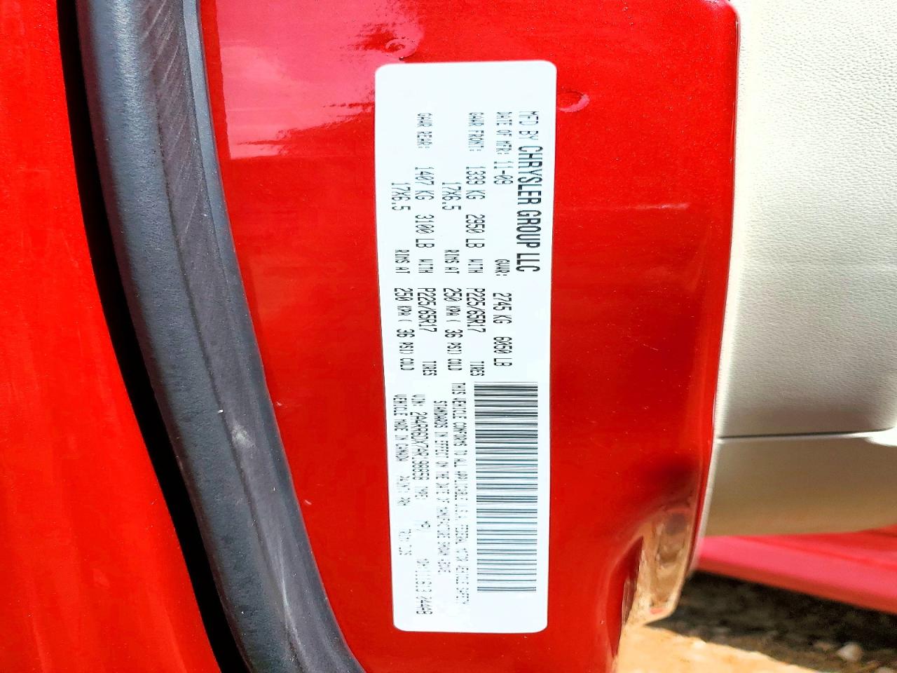 2010 Chrysler Town & Country Limited Red vin: 2A4RR6DX7AR198858