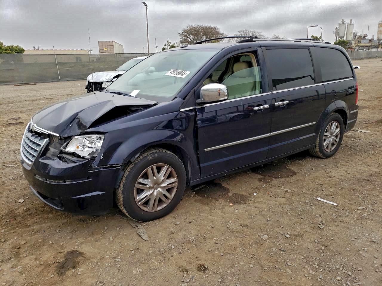 2010 Chrysler Town & Country Limited Черный vin: 2A4RR6DX8AR142086
