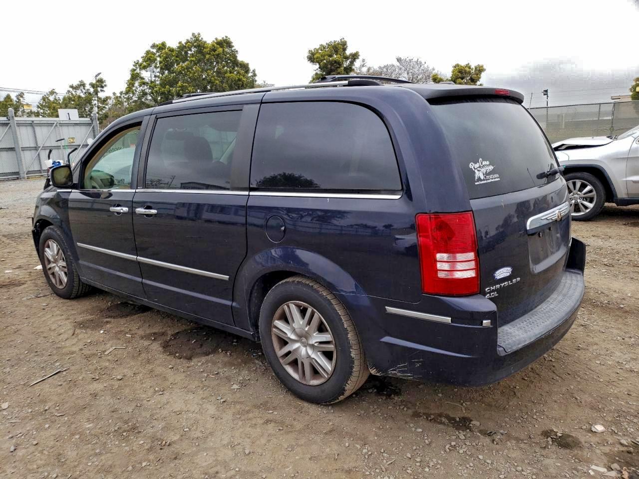 2010 Chrysler Town & Country Limited Black vin: 2A4RR6DX8AR142086