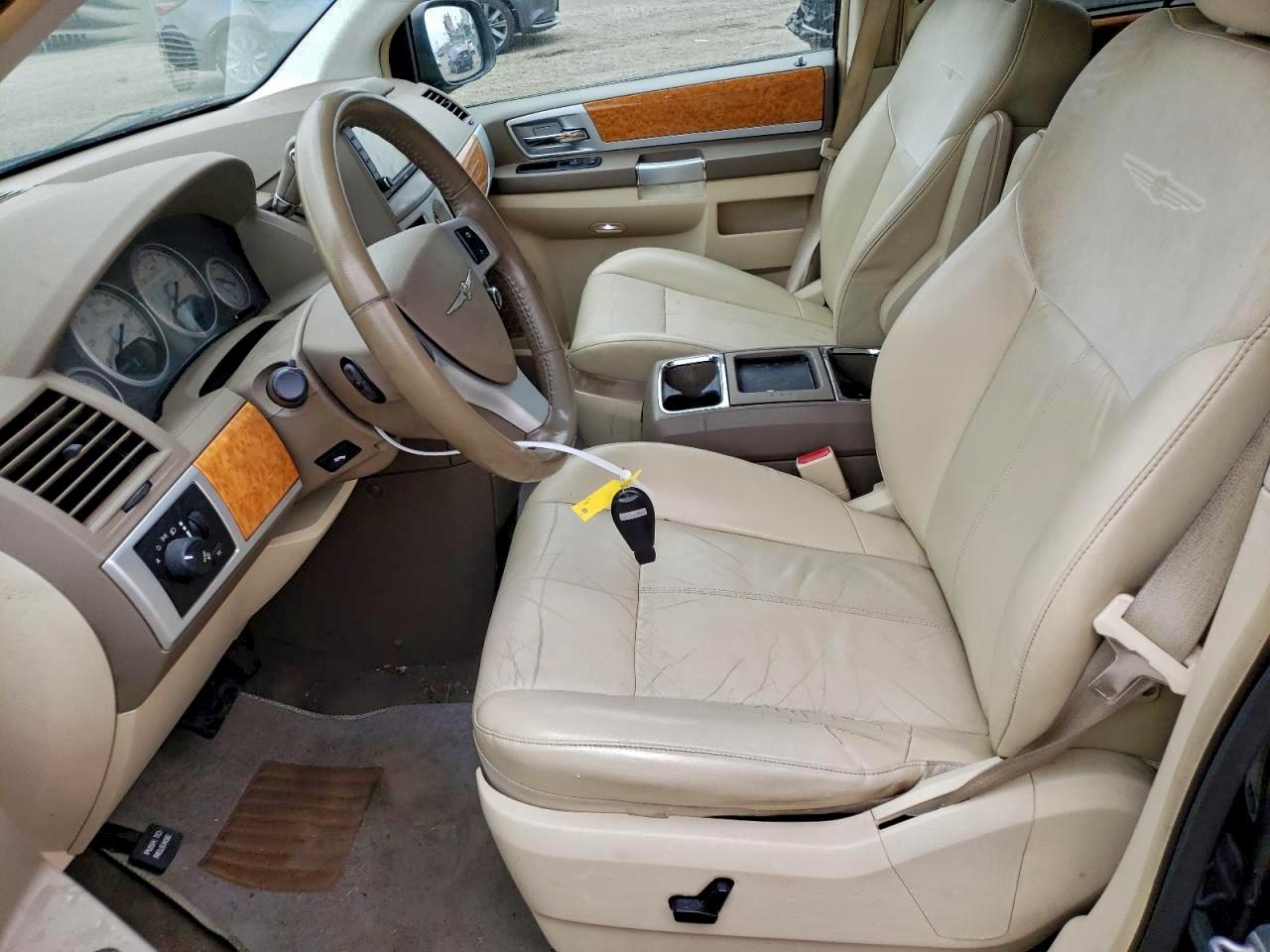 2010 Chrysler Town & Country Limited Black vin: 2A4RR6DX8AR142086