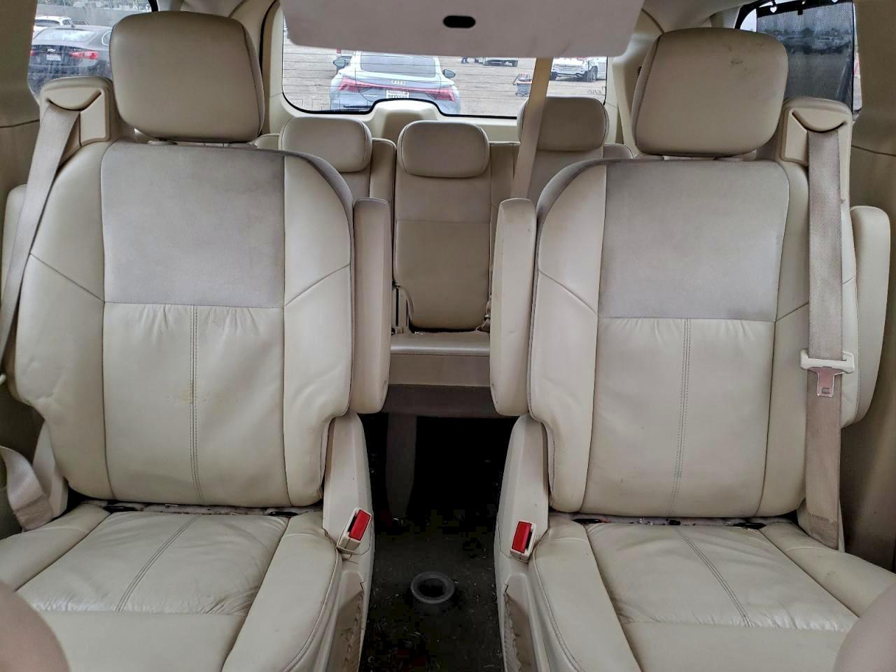 2010 Chrysler Town & Country Limited Black vin: 2A4RR6DX8AR142086