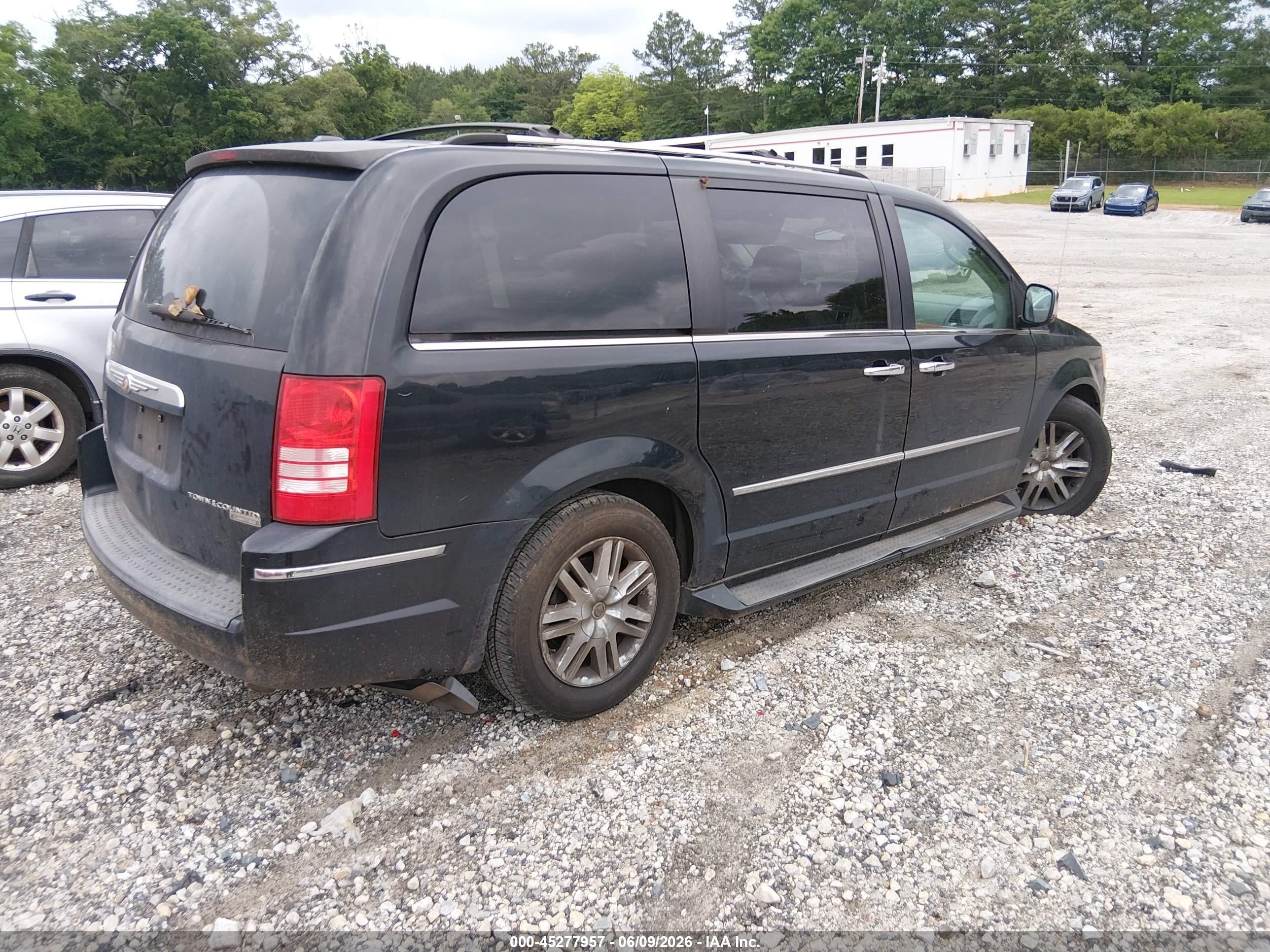 2010 Chrysler Town & Country Limited Черный vin: 2A4RR6DX8AR152715