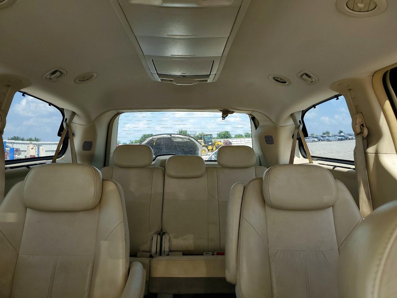 2010 Chrysler Town & Country Limited Gold vin: 2A4RR7DX1AR386460