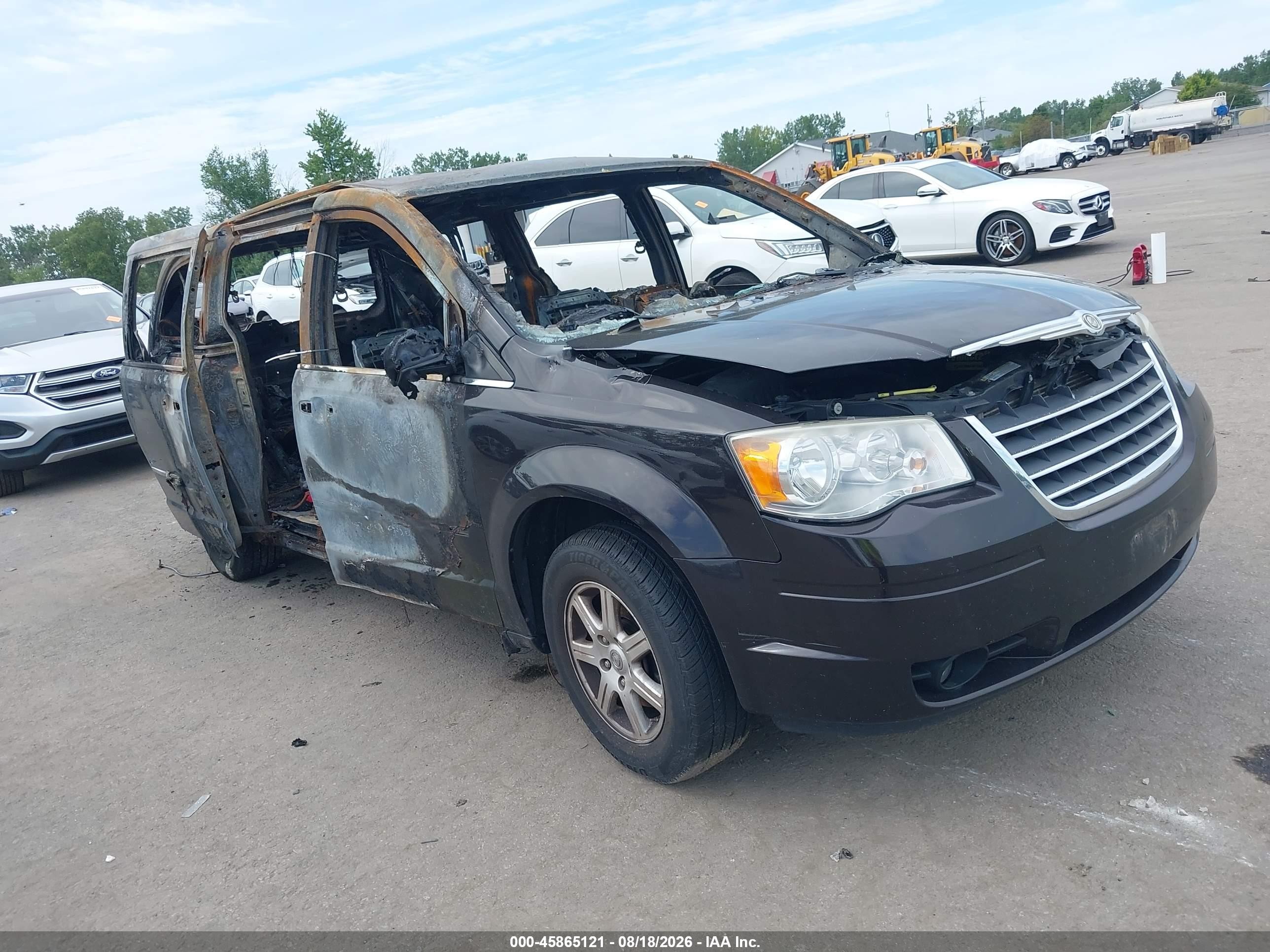 2010 Chrysler Town & Country Touring Plus Black vin: 2A4RR8D11AR493414