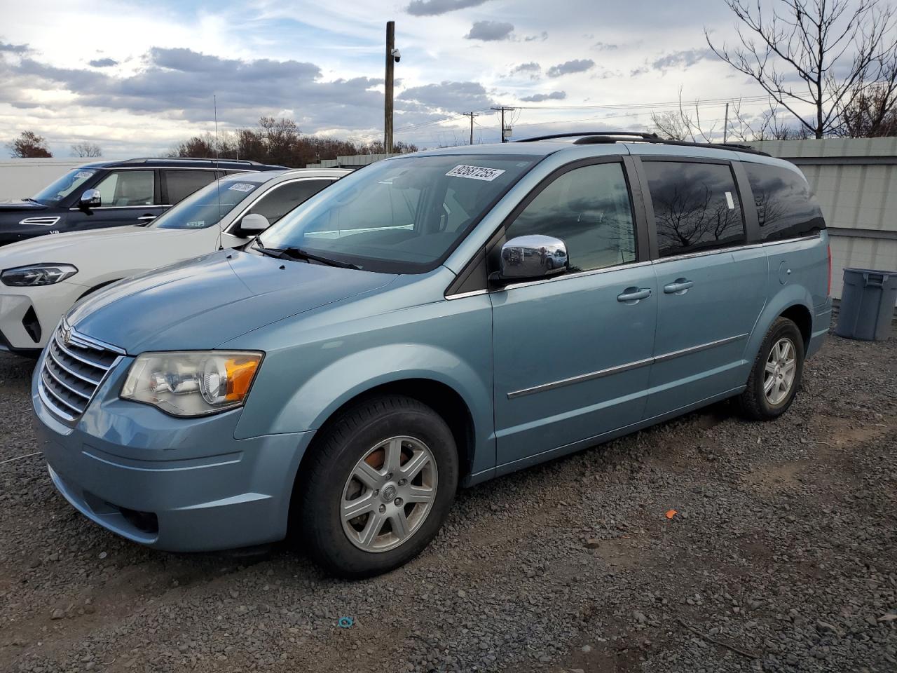 2010 Chrysler Town & Country Touring Plus Синий vin: 2A4RR8D17AR415803