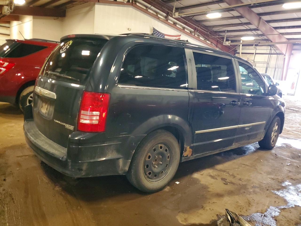 2010 Chrysler Town & Country Touring Plus Черный vin: 2A4RR8D1XAR422809