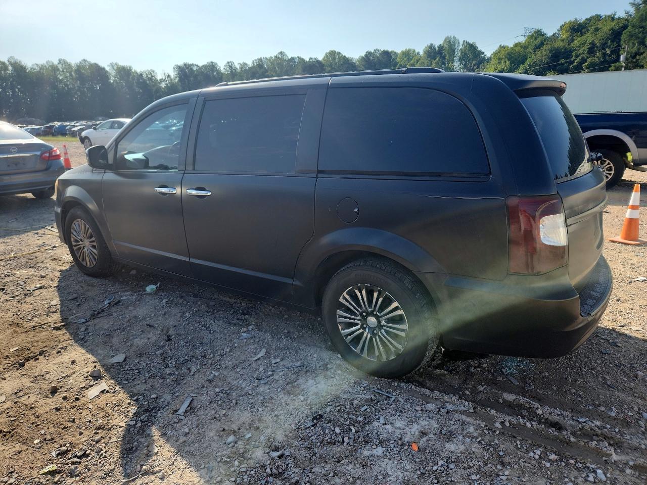 2011 Chrysler Town & Country Touring L Черный vin: 2A4RR8DG0BR609255